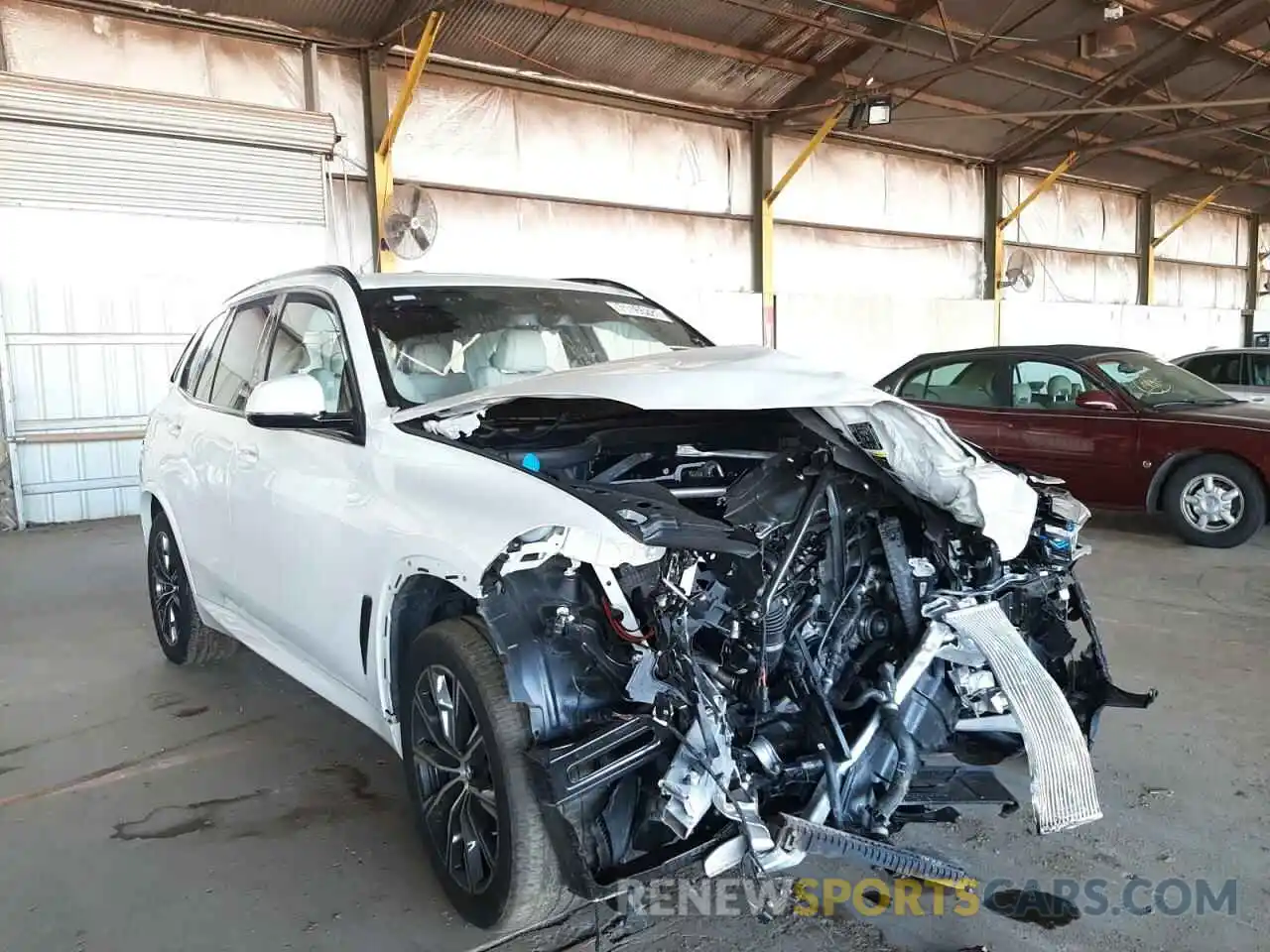 1 Photograph of a damaged car 5UXCR6C07L9C10811 BMW X5 2020