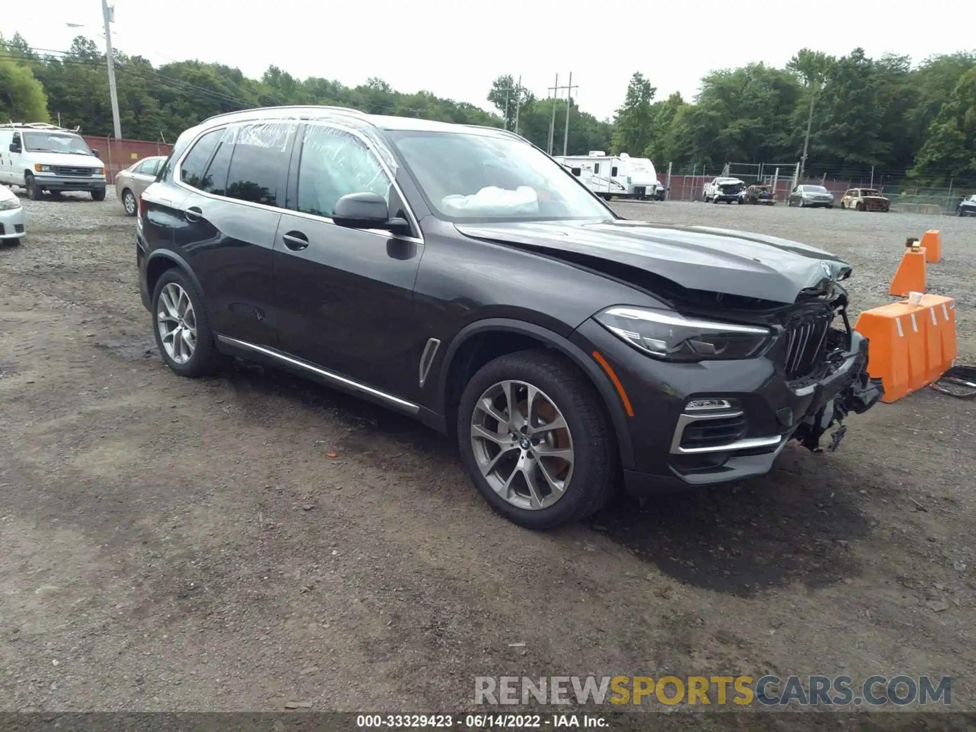 1 Photograph of a damaged car 5UXCR6C07L9C52329 BMW X5 2020