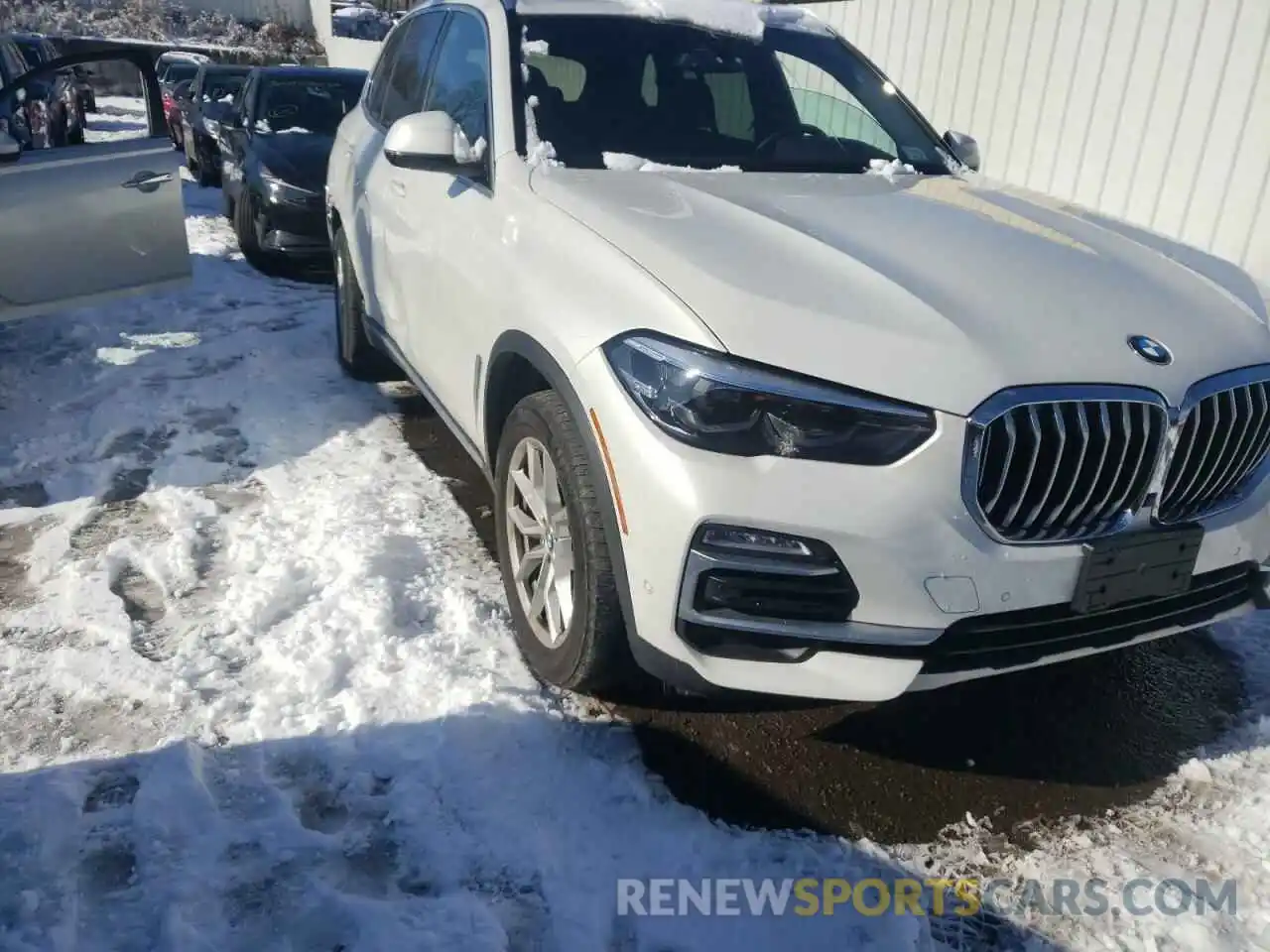 1 Photograph of a damaged car 5UXCR6C07L9C60155 BMW X5 2020