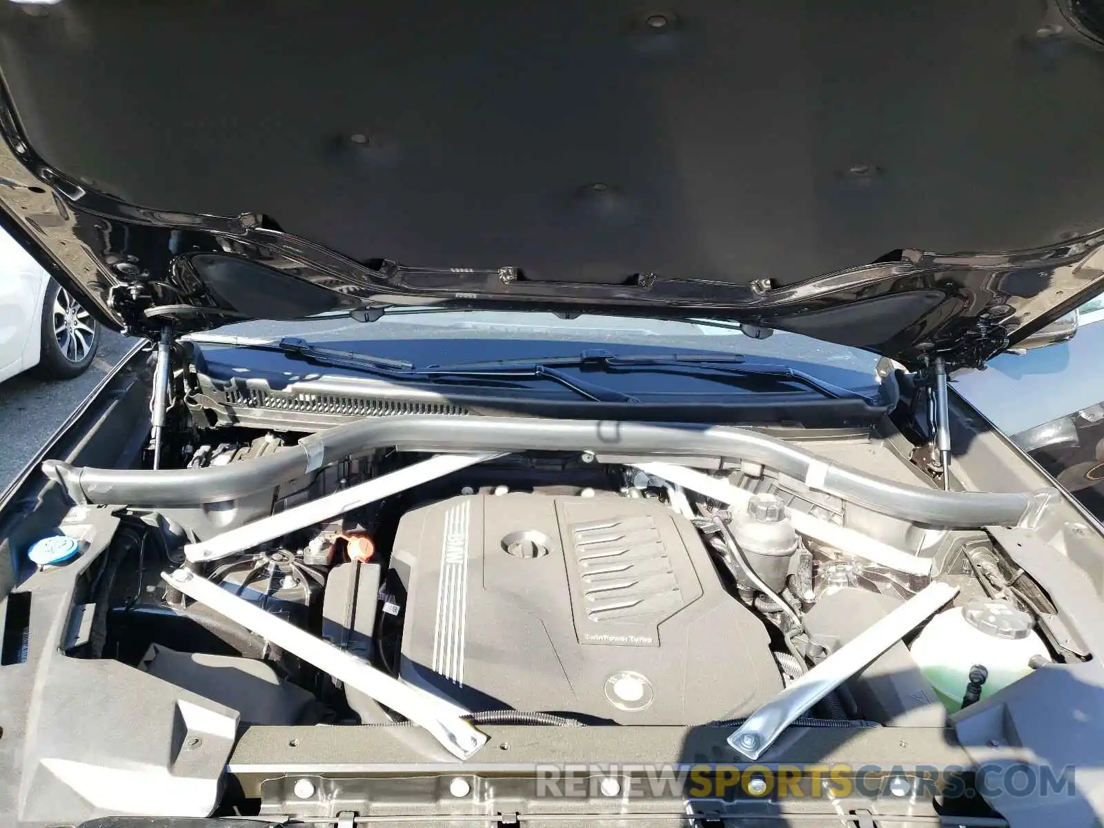 7 Photograph of a damaged car 5UXCR6C07L9C61578 BMW X5 2020