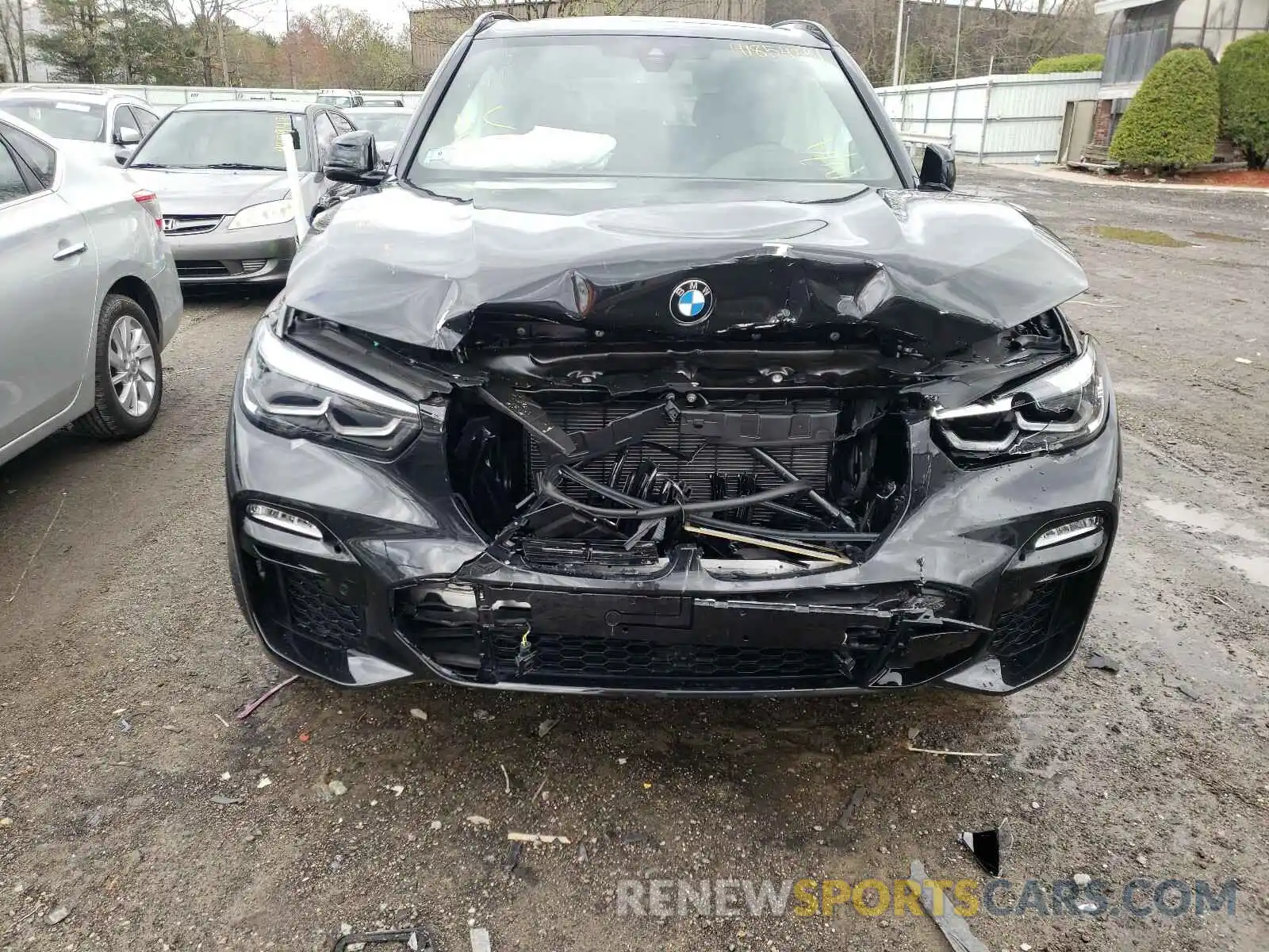 9 Photograph of a damaged car 5UXCR6C07L9D01173 BMW X5 2020