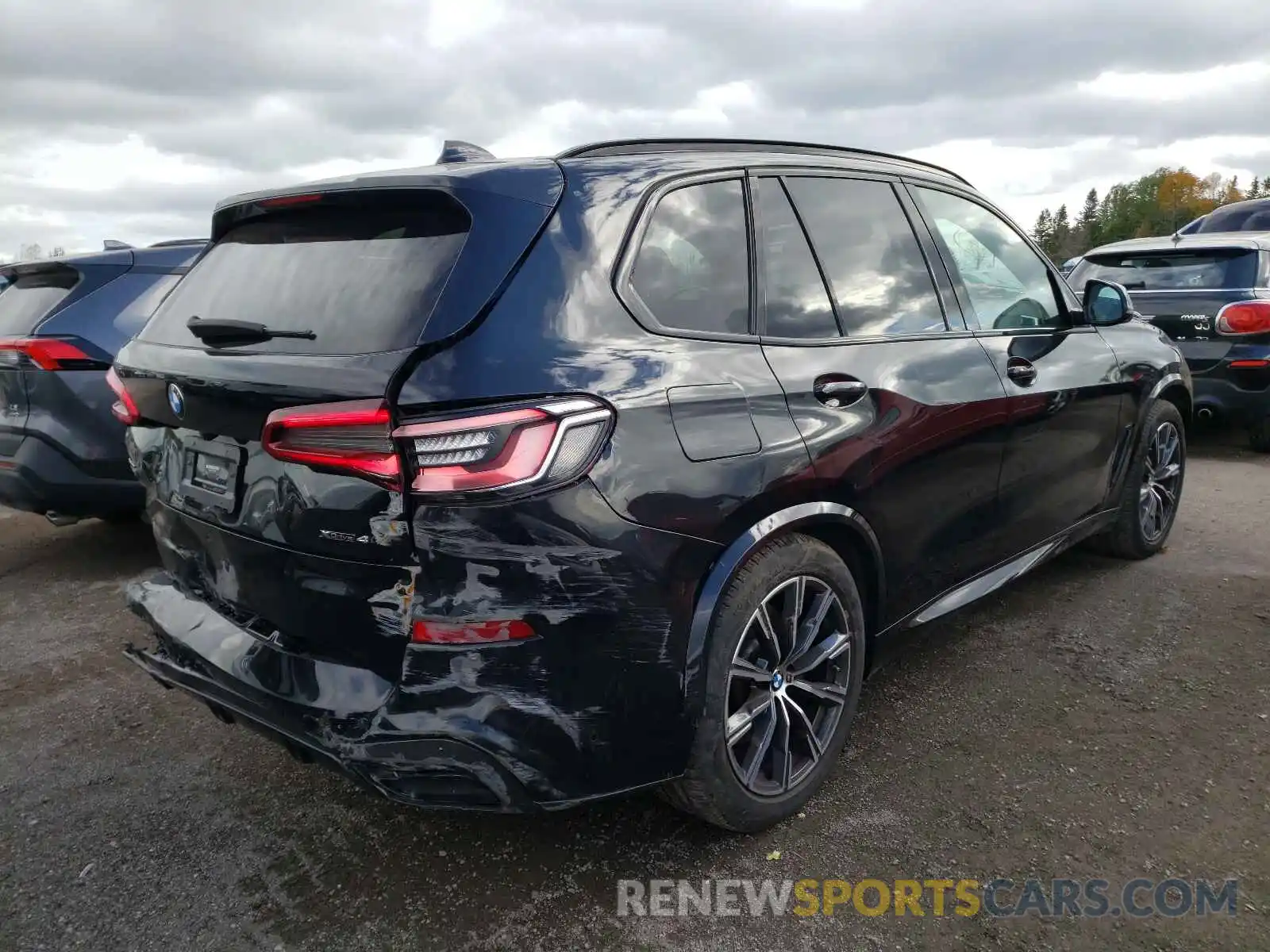 4 Photograph of a damaged car 5UXCR6C07LLL75953 BMW X5 2020