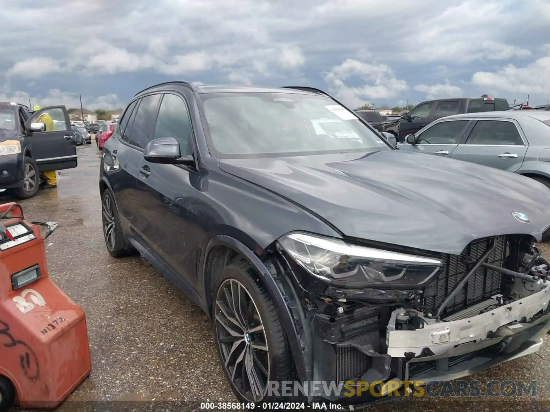 1 Photograph of a damaged car 5UXCR6C08L9B63305 BMW X5 2020