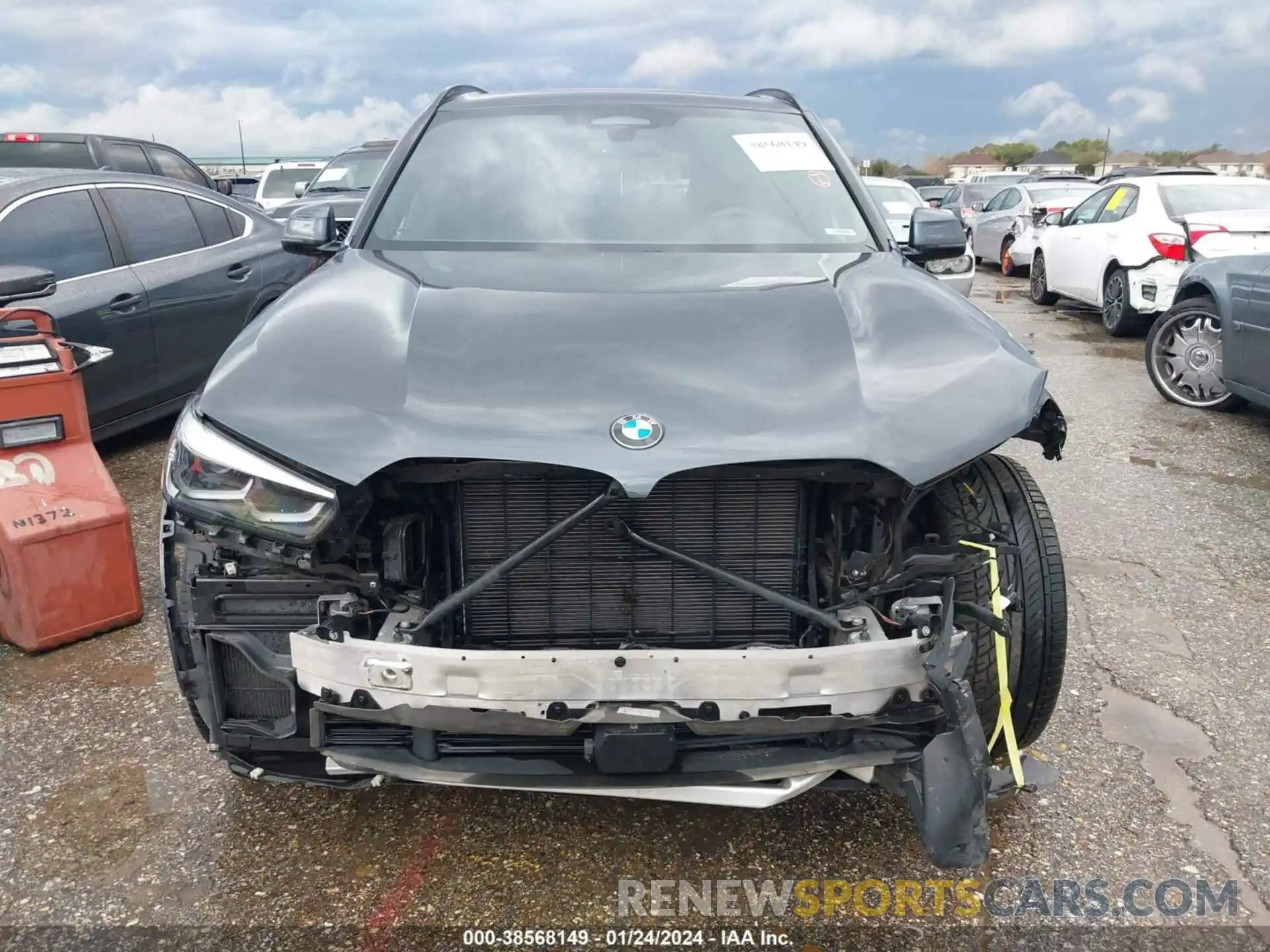 12 Фотография поврежденного автомобиля 5UXCR6C08L9B63305 BMW X5 2020