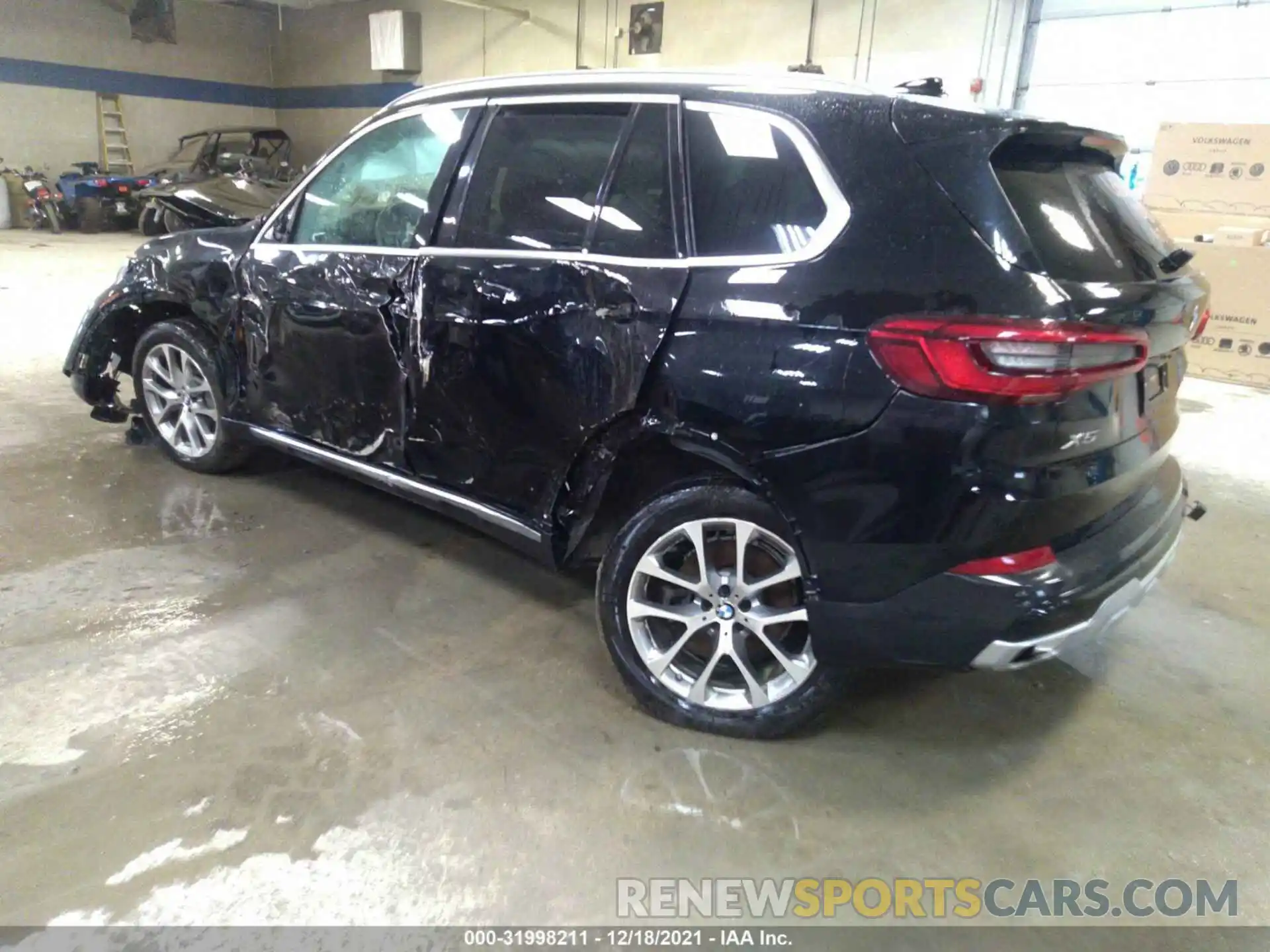 3 Фотография поврежденного автомобиля 5UXCR6C08L9B85062 BMW X5 2020