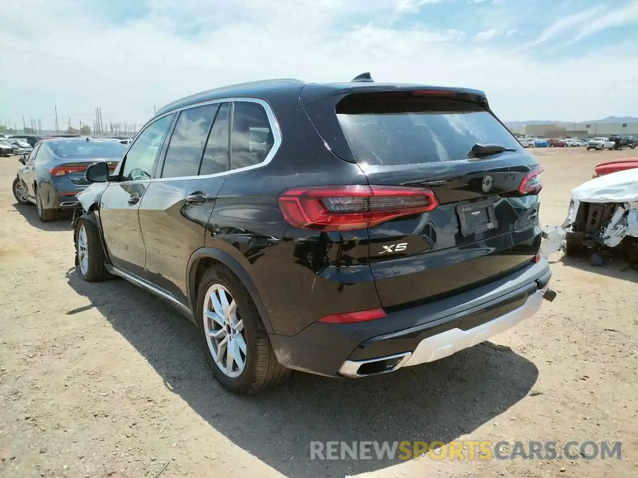 3 Photograph of a damaged car 5UXCR6C08L9C02328 BMW X5 2020