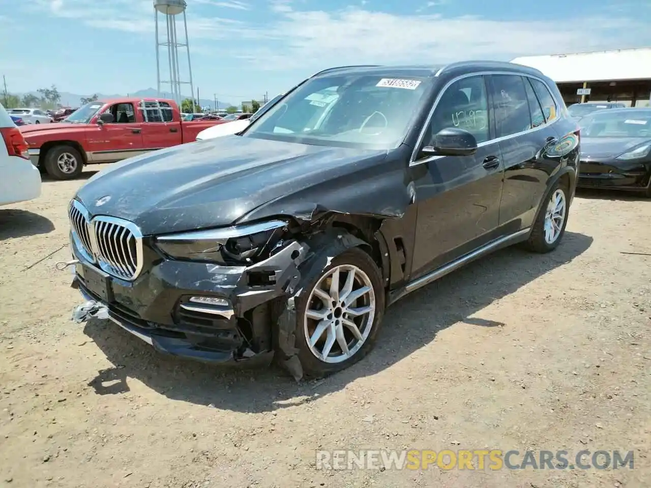 9 Photograph of a damaged car 5UXCR6C08L9C02328 BMW X5 2020