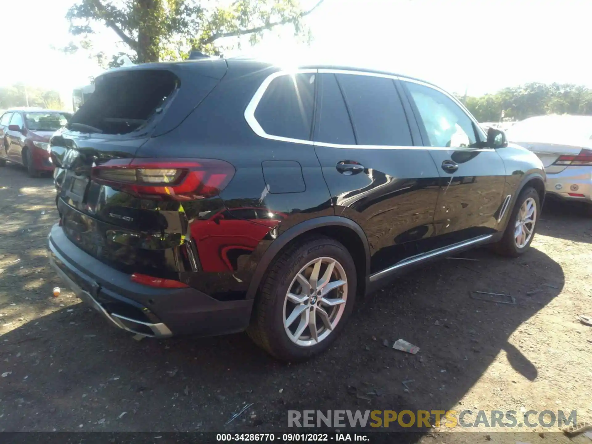 4 Фотография поврежденного автомобиля 5UXCR6C08L9C31926 BMW X5 2020