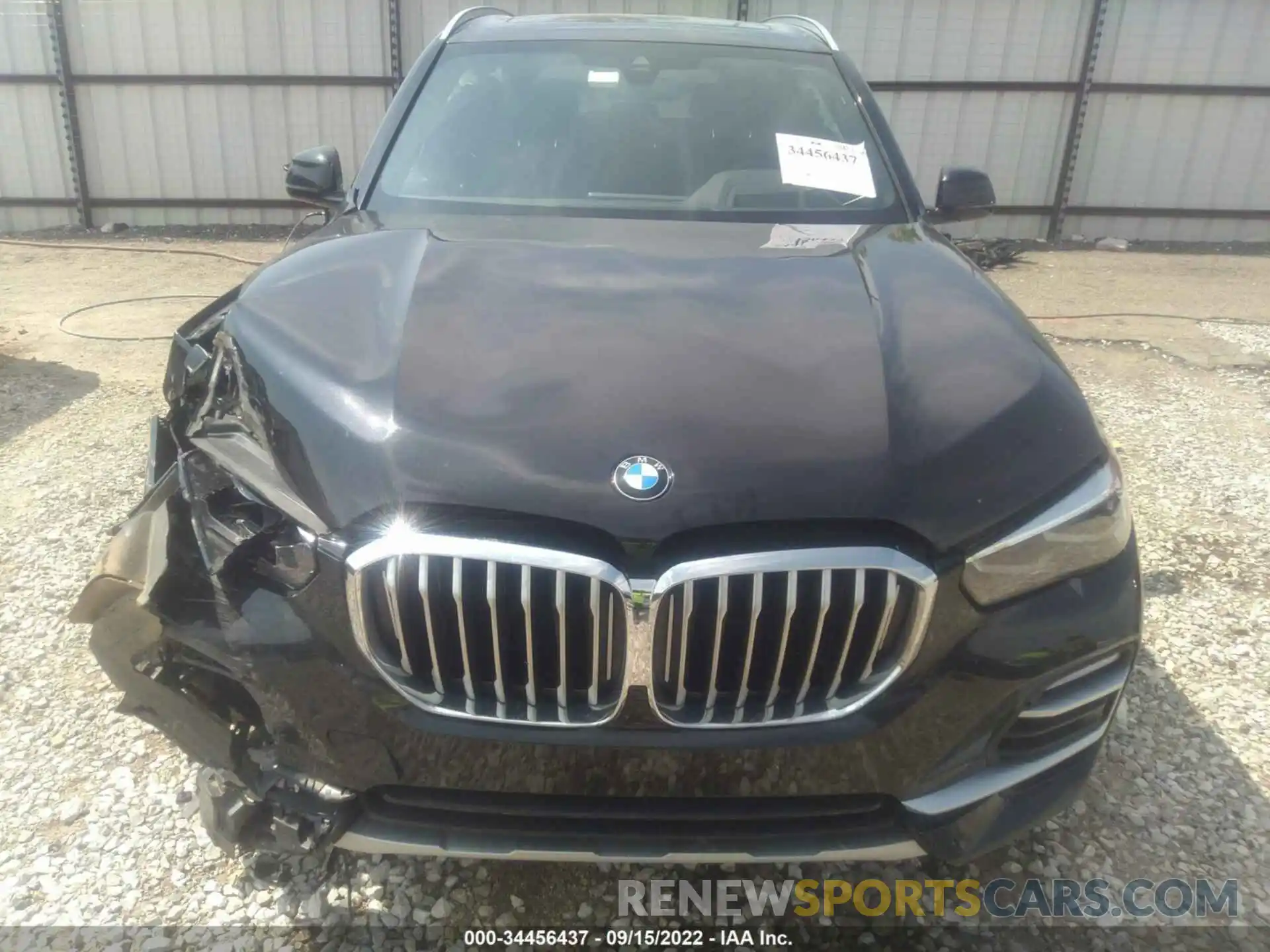 6 Photograph of a damaged car 5UXCR6C08L9C65851 BMW X5 2020