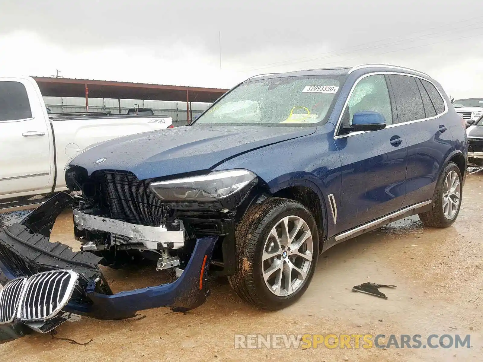 2 Photograph of a damaged car 5UXCR6C08LLL81583 BMW X5 2020