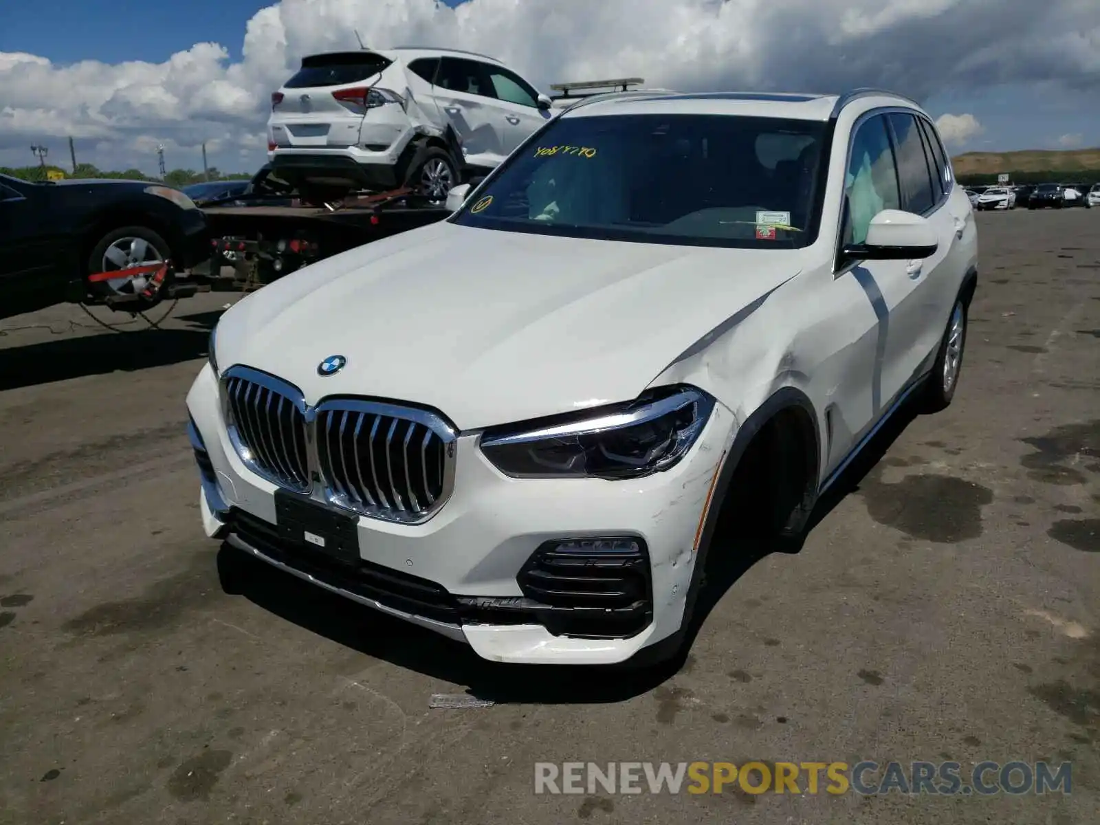 2 Фотография поврежденного автомобиля 5UXCR6C09L9B15909 BMW X5 2020