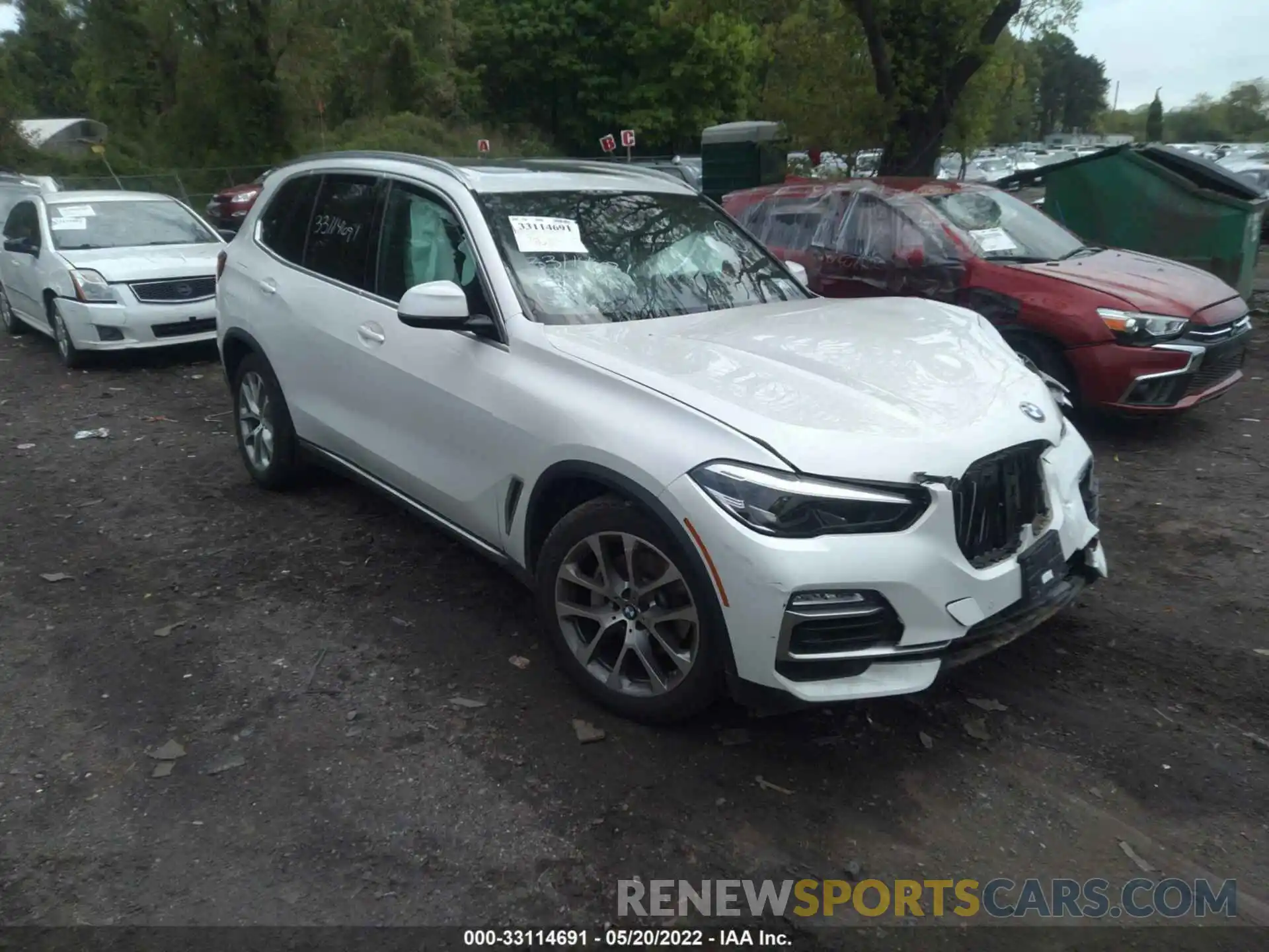 1 Photograph of a damaged car 5UXCR6C09L9B91582 BMW X5 2020