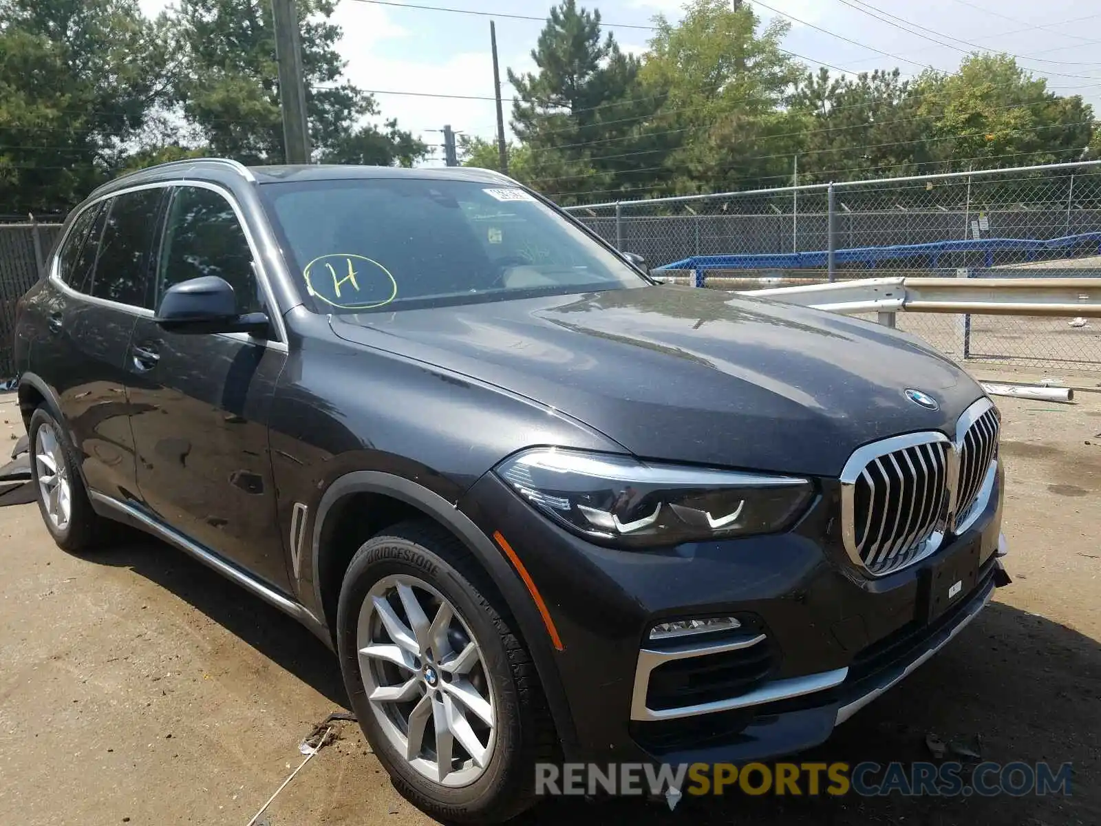 1 Photograph of a damaged car 5UXCR6C09L9C03259 BMW X5 2020