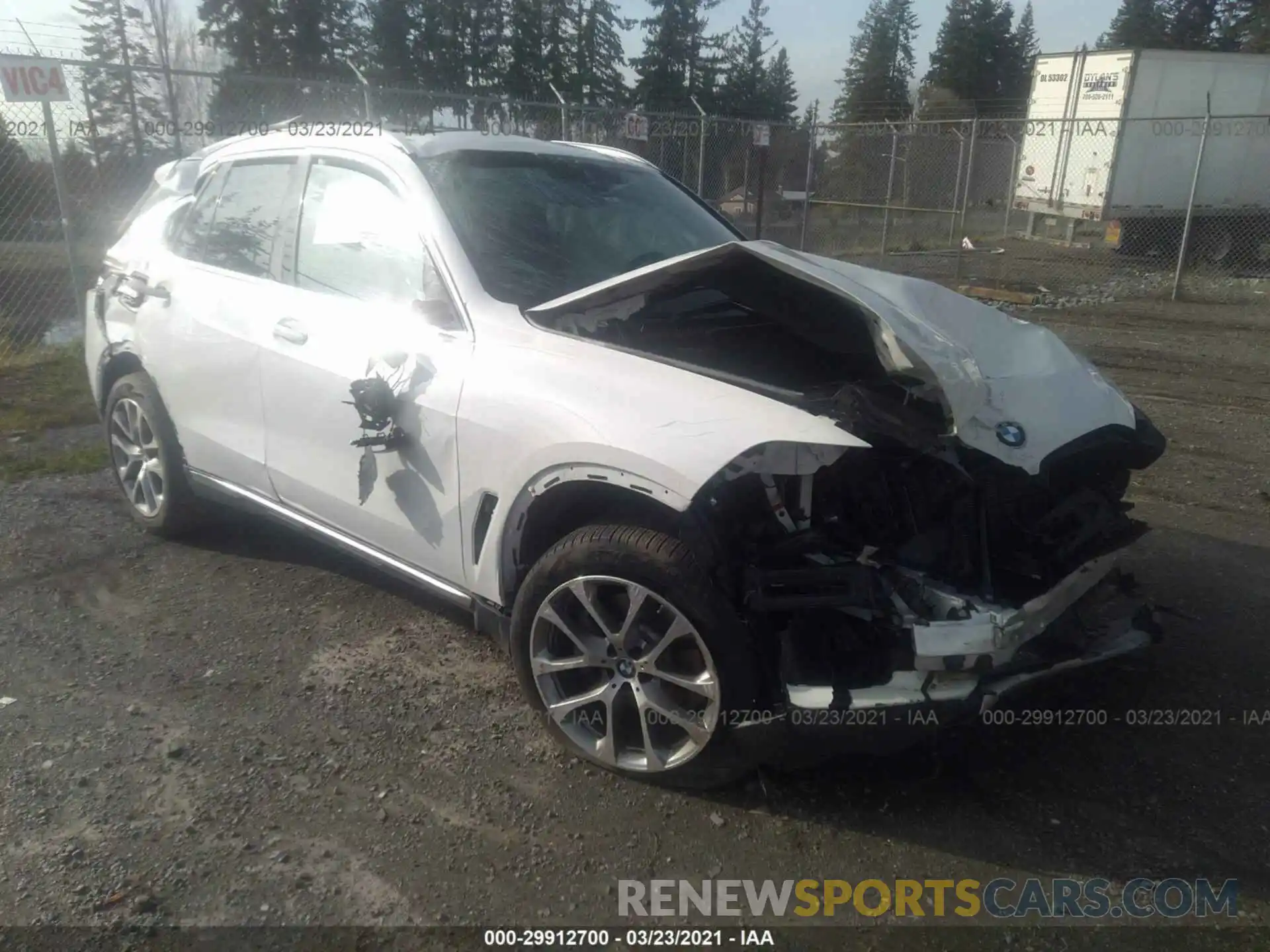 1 Photograph of a damaged car 5UXCR6C09L9C49612 BMW X5 2020