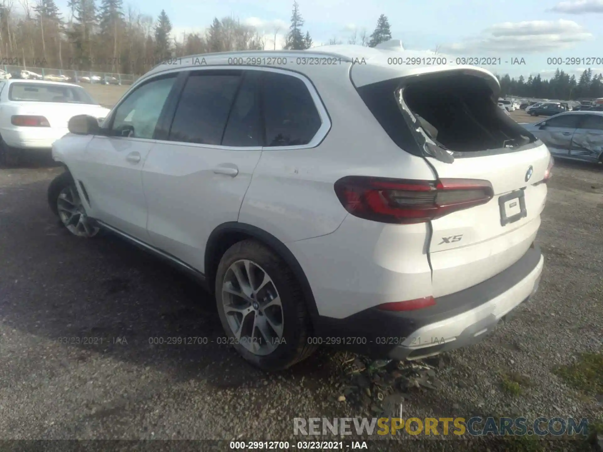 3 Photograph of a damaged car 5UXCR6C09L9C49612 BMW X5 2020