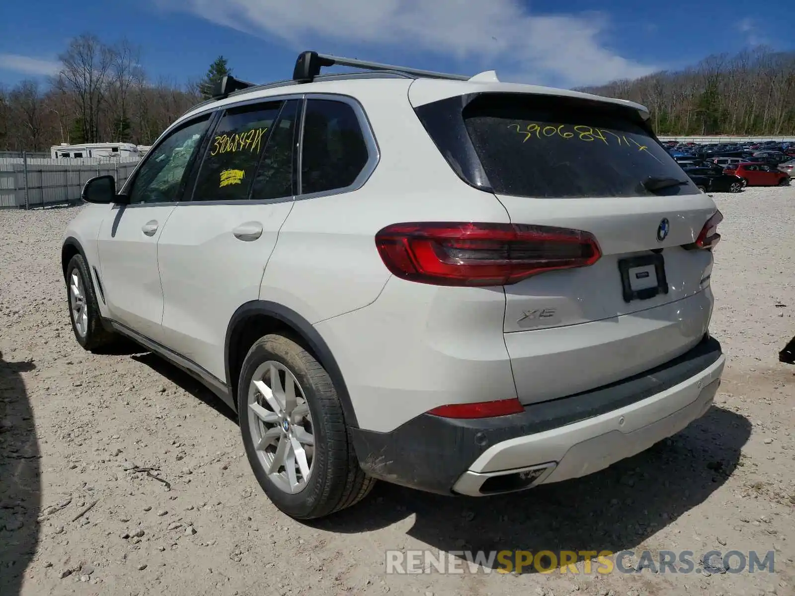 3 Photograph of a damaged car 5UXCR6C09LLL65912 BMW X5 2020