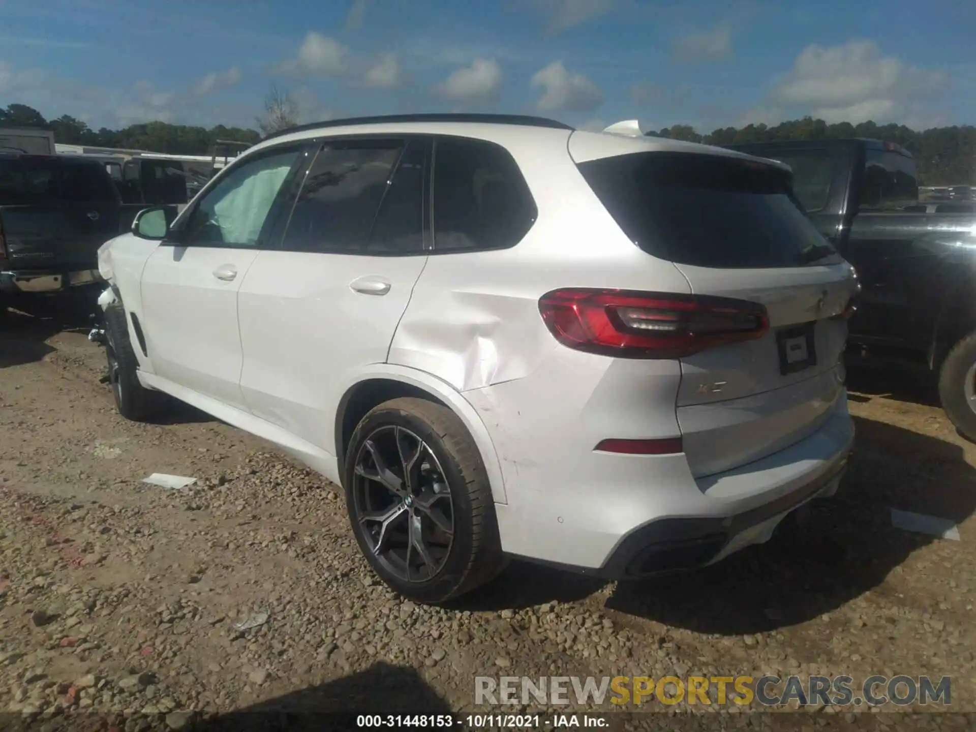 3 Photograph of a damaged car 5UXCR6C09LLL66767 BMW X5 2020