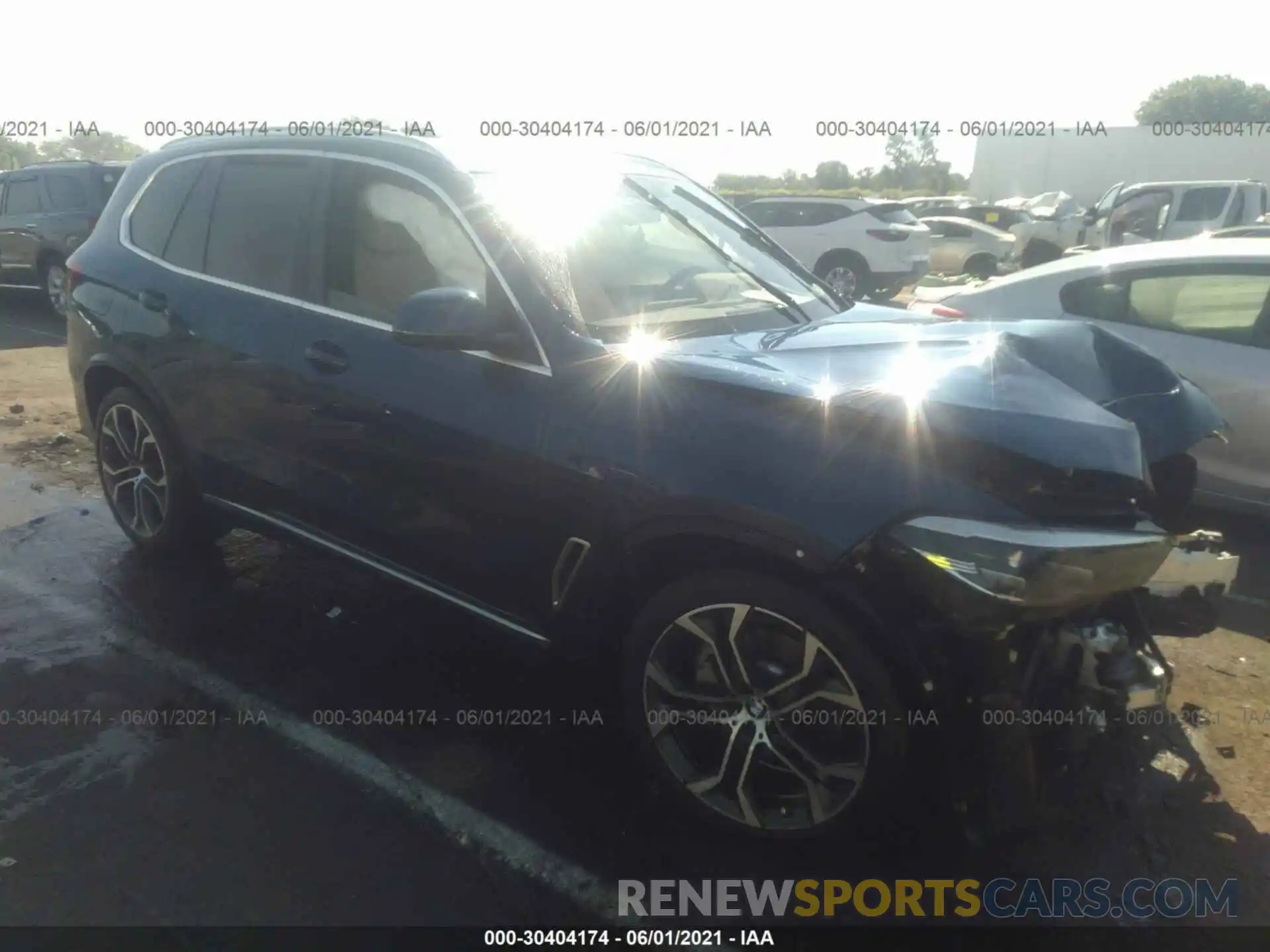 1 Фотография поврежденного автомобиля 5UXCR6C09LLL74917 BMW X5 2020