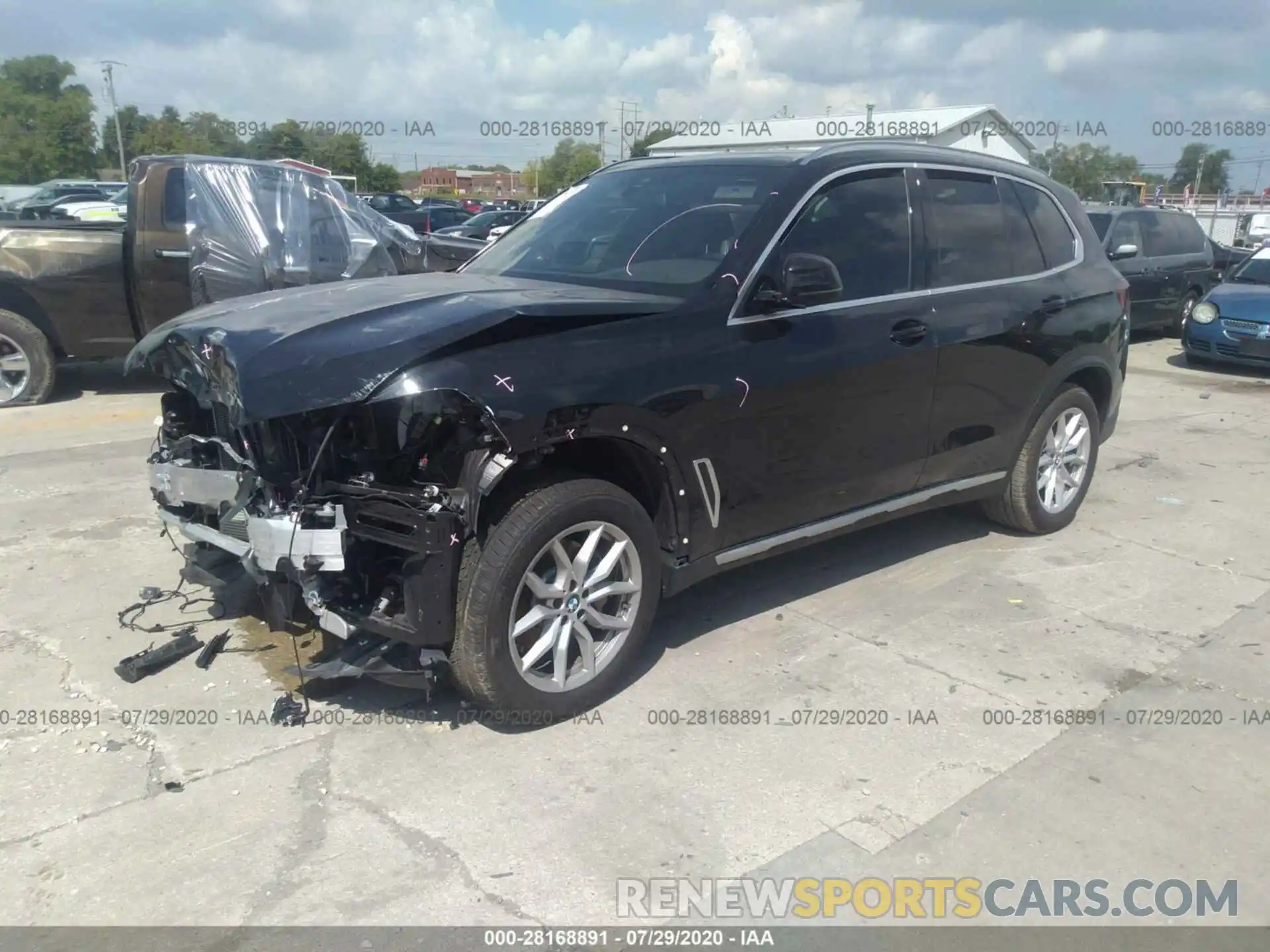 2 Фотография поврежденного автомобиля 5UXCR6C0XL9B81501 BMW X5 2020