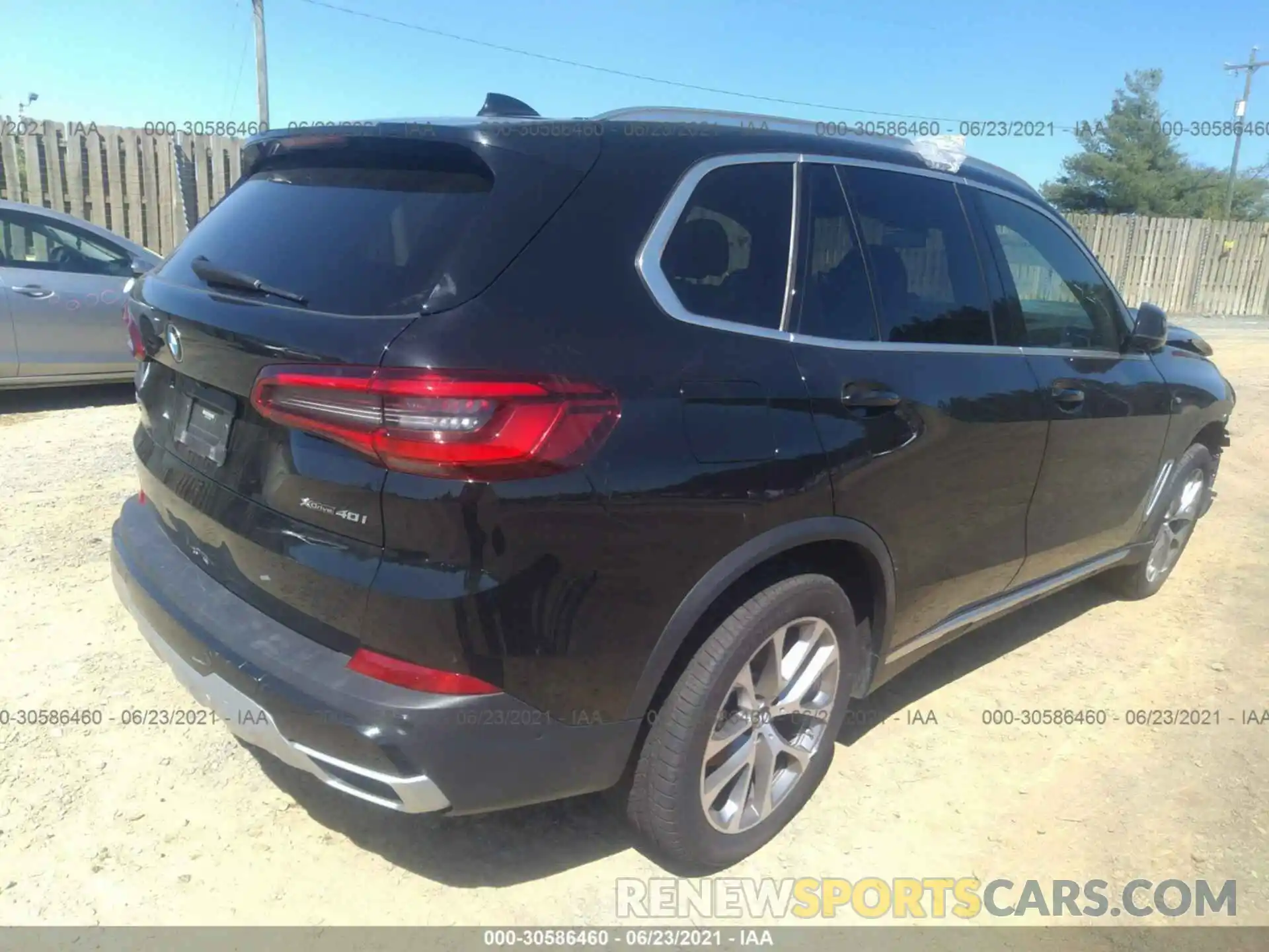 4 Фотография поврежденного автомобиля 5UXCR6C0XL9B86004 BMW X5 2020