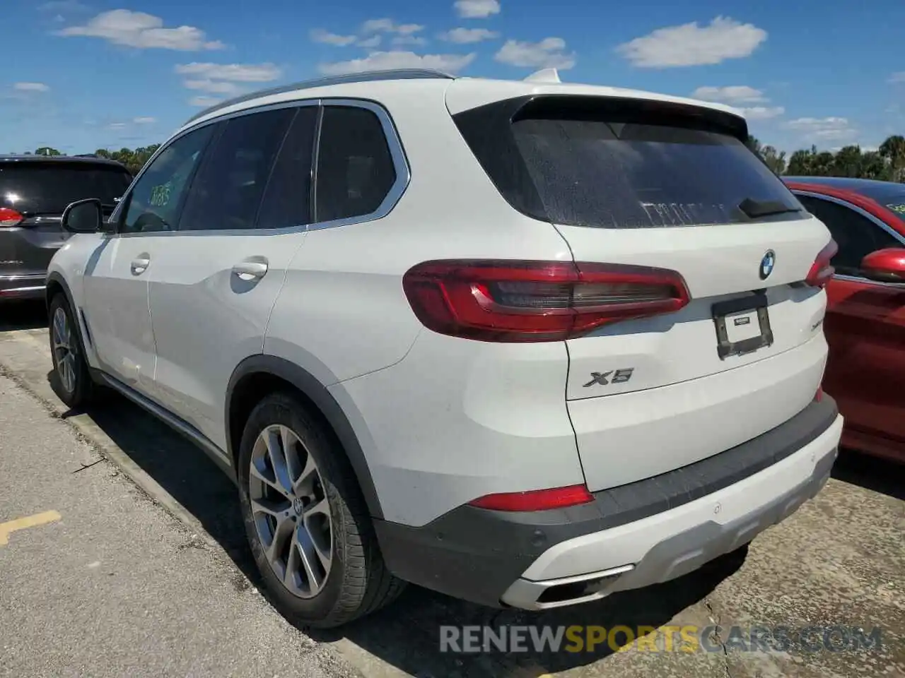 3 Фотография поврежденного автомобиля 5UXCR6C0XL9B92868 BMW X5 2020