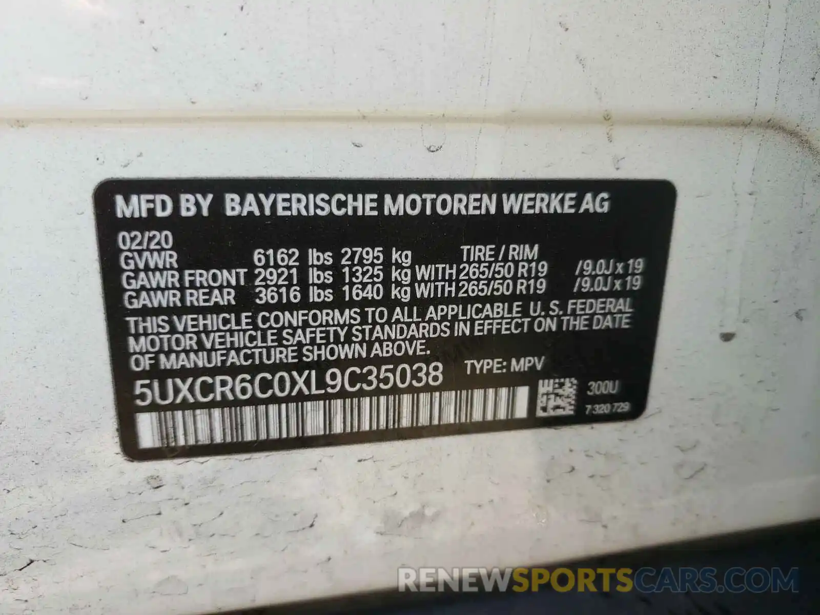 10 Photograph of a damaged car 5UXCR6C0XL9C35038 BMW X5 2020