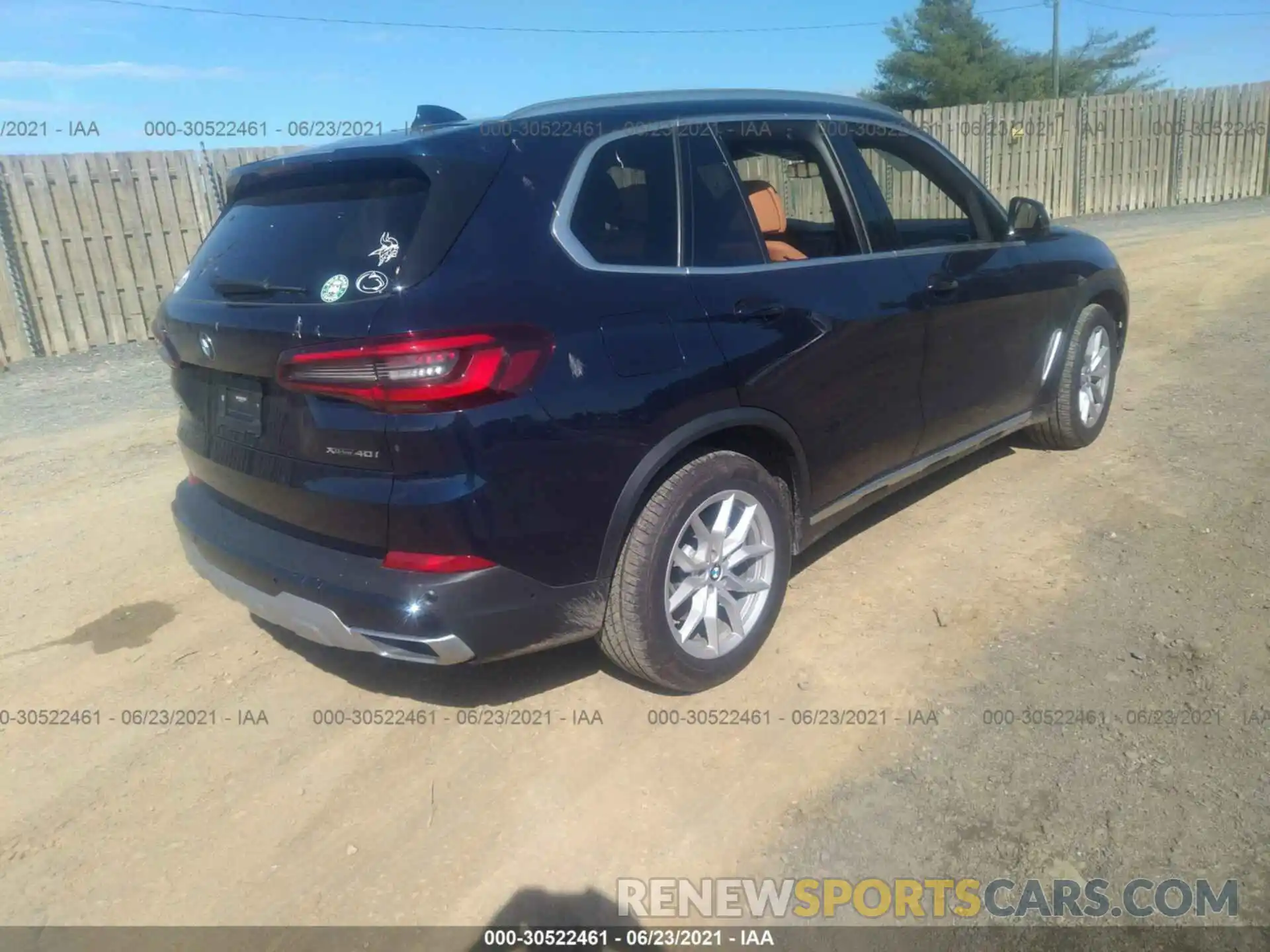 4 Photograph of a damaged car 5UXCR6C0XL9C55063 BMW X5 2020