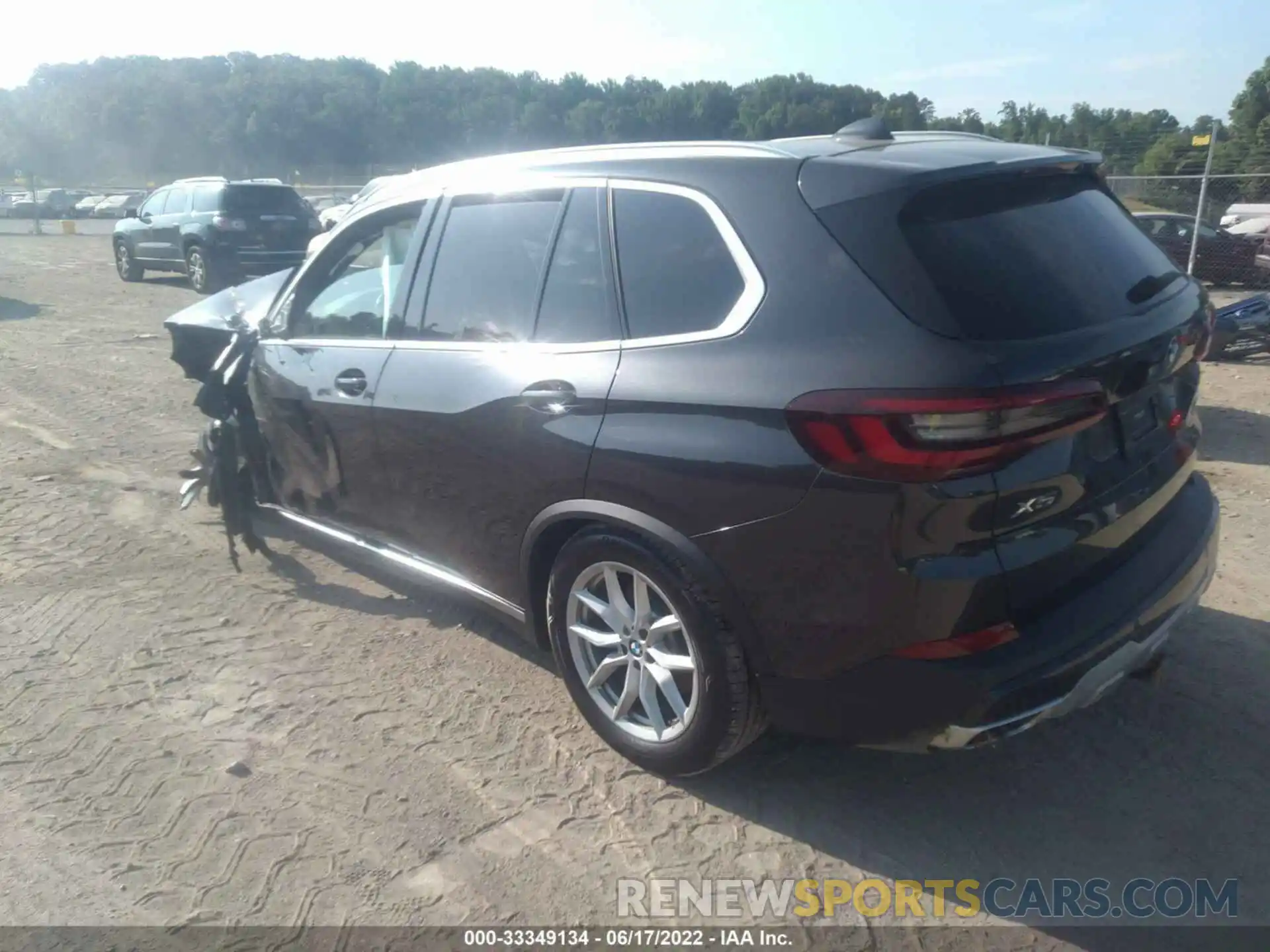 3 Photograph of a damaged car 5UXCR6C0XL9D05590 BMW X5 2020