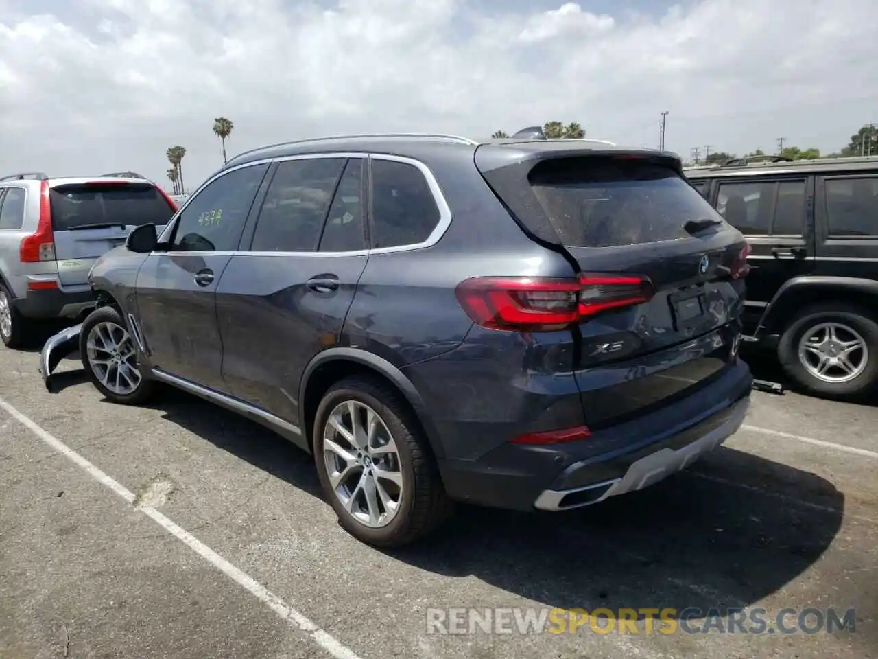 3 Photograph of a damaged car 5UXCR6C0XL9D09610 BMW X5 2020