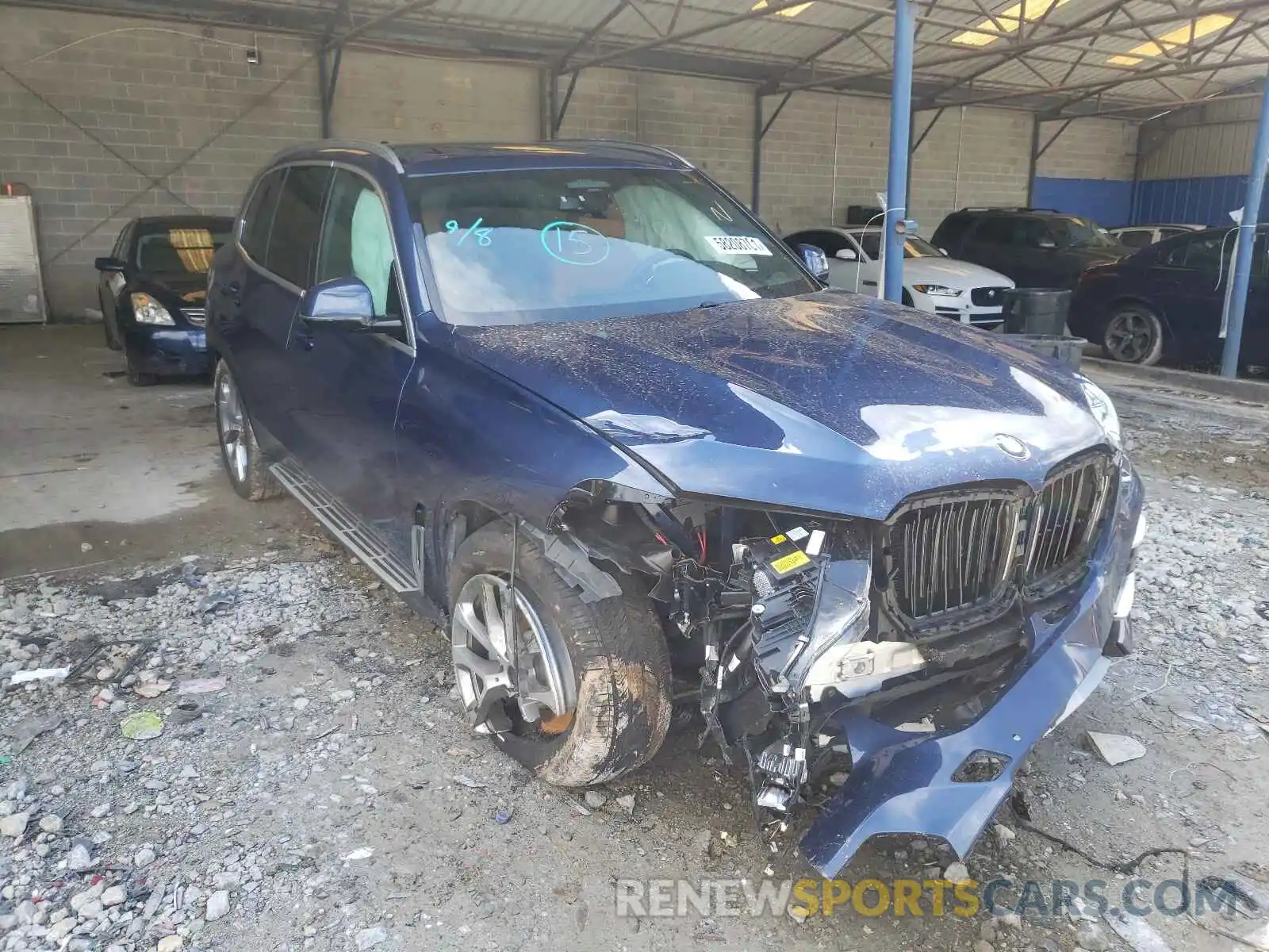 1 Photograph of a damaged car 5UXCR6C0XL9D38010 BMW X5 2020