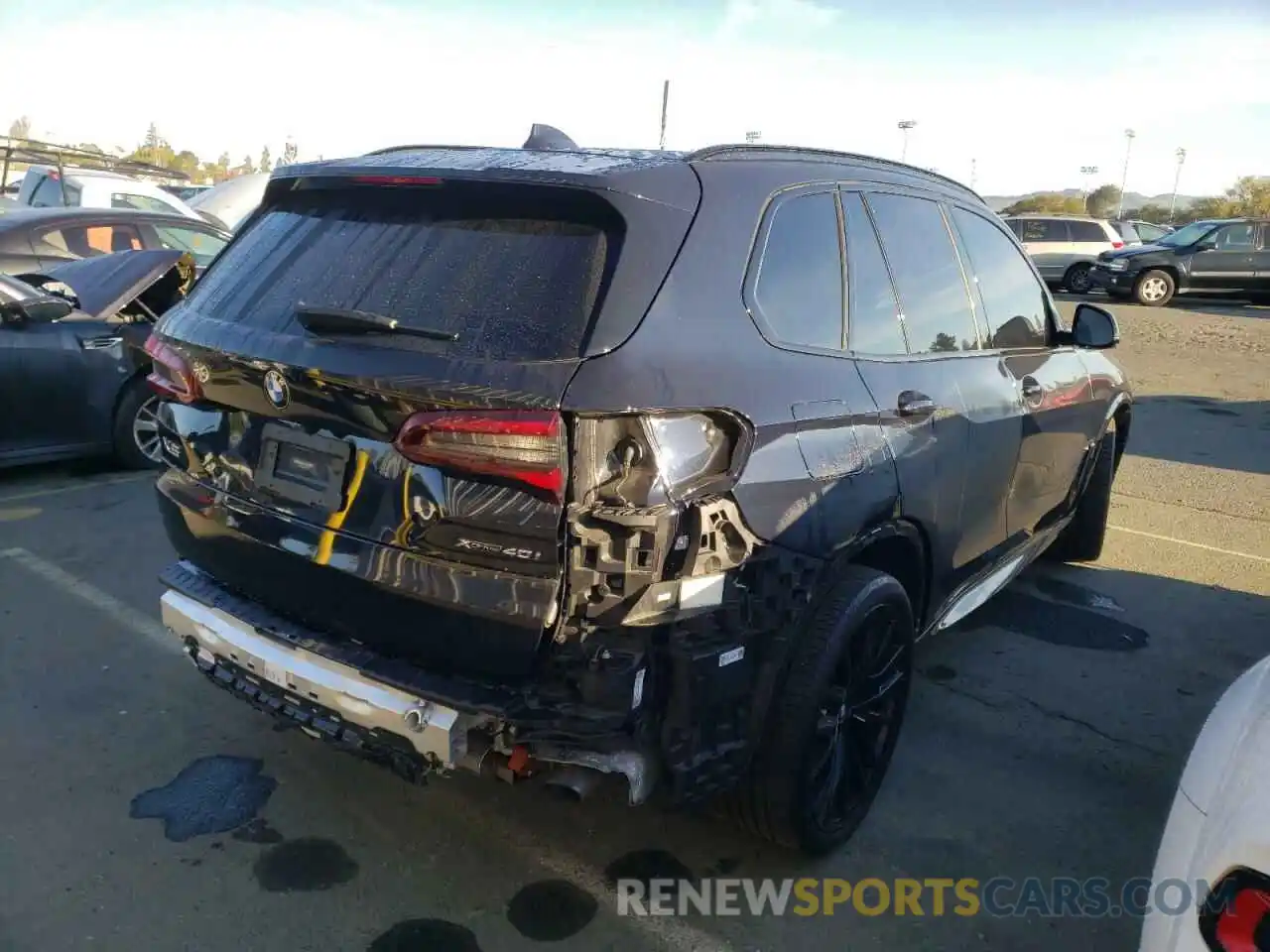 4 Photograph of a damaged car 5UXCR6C0XL9D52439 BMW X5 2020