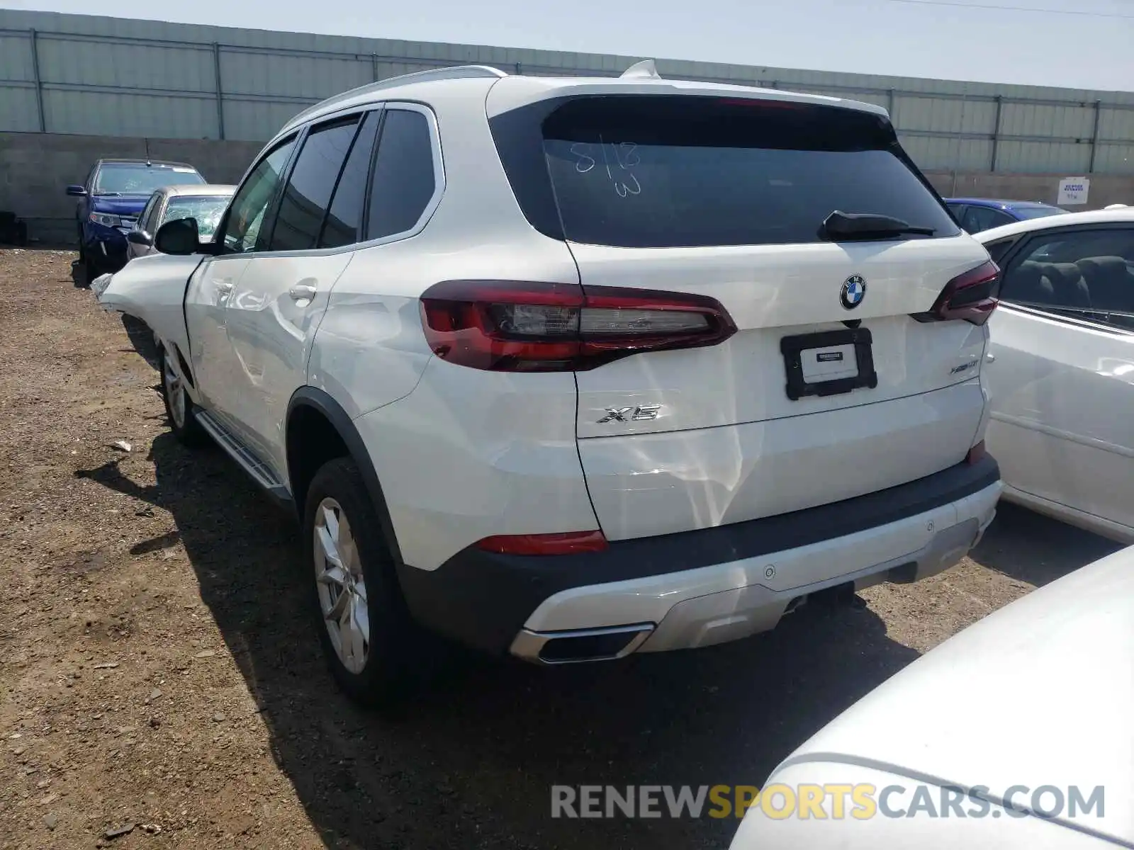 3 Photograph of a damaged car 5UXCR6C0XL9D53610 BMW X5 2020