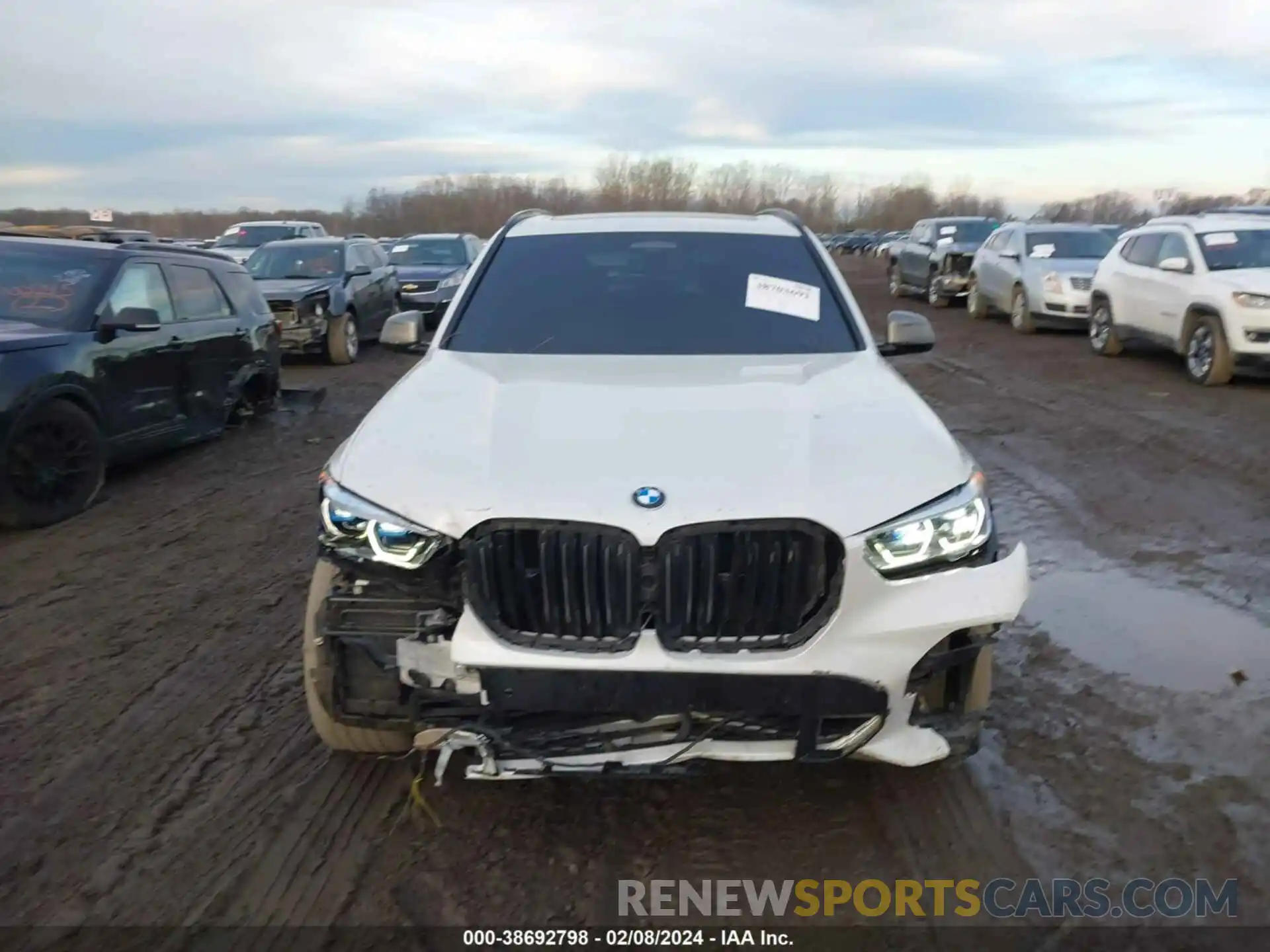 12 Фотография поврежденного автомобиля 5UXJU4C02L9B36286 BMW X5 2020