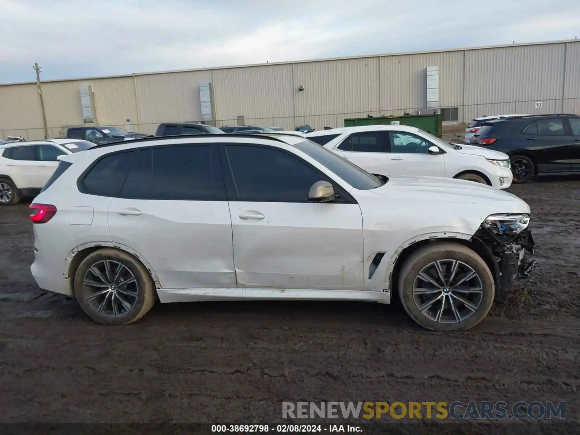 13 Фотография поврежденного автомобиля 5UXJU4C02L9B36286 BMW X5 2020