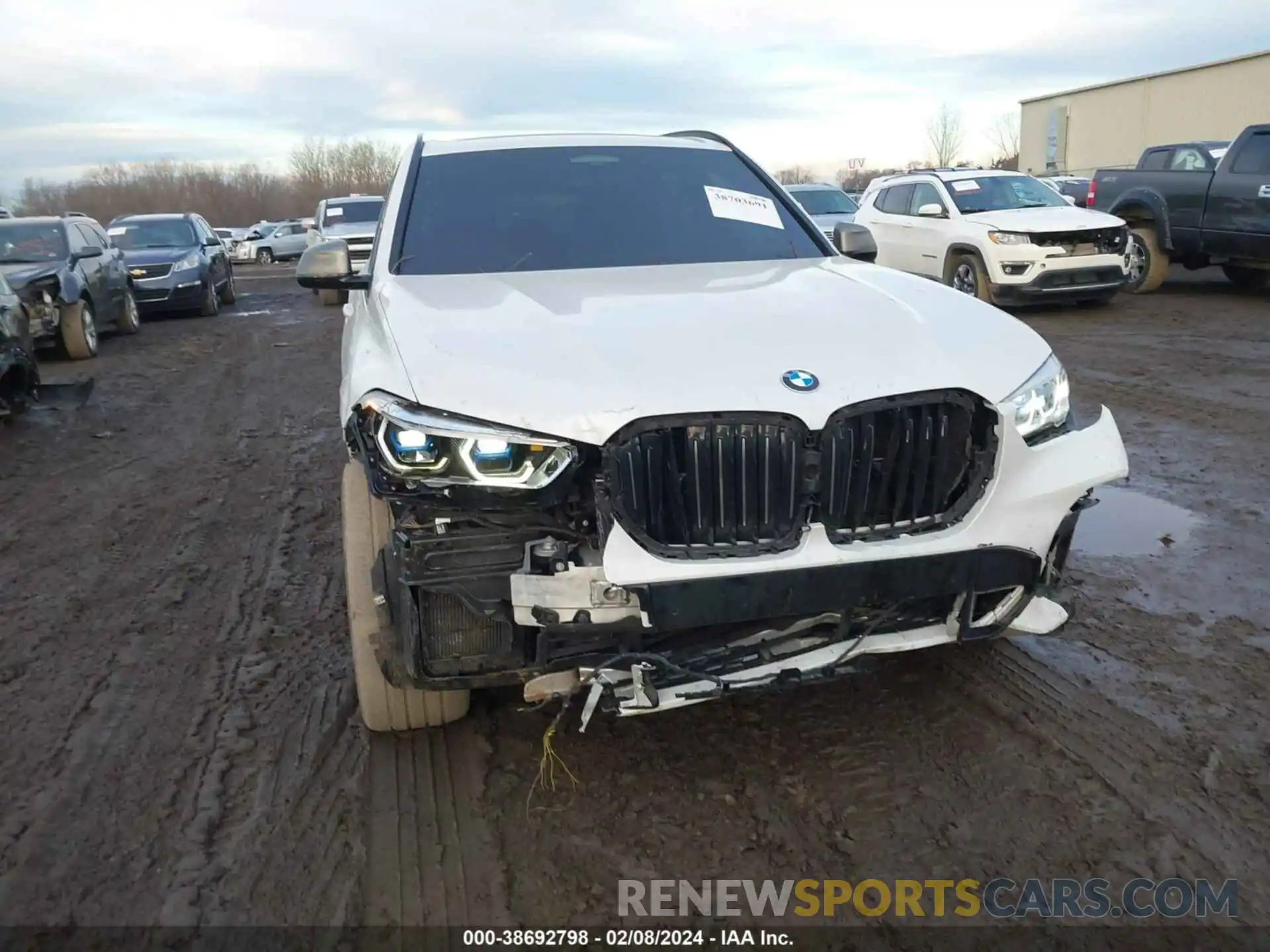 6 Photograph of a damaged car 5UXJU4C02L9B36286 BMW X5 2020