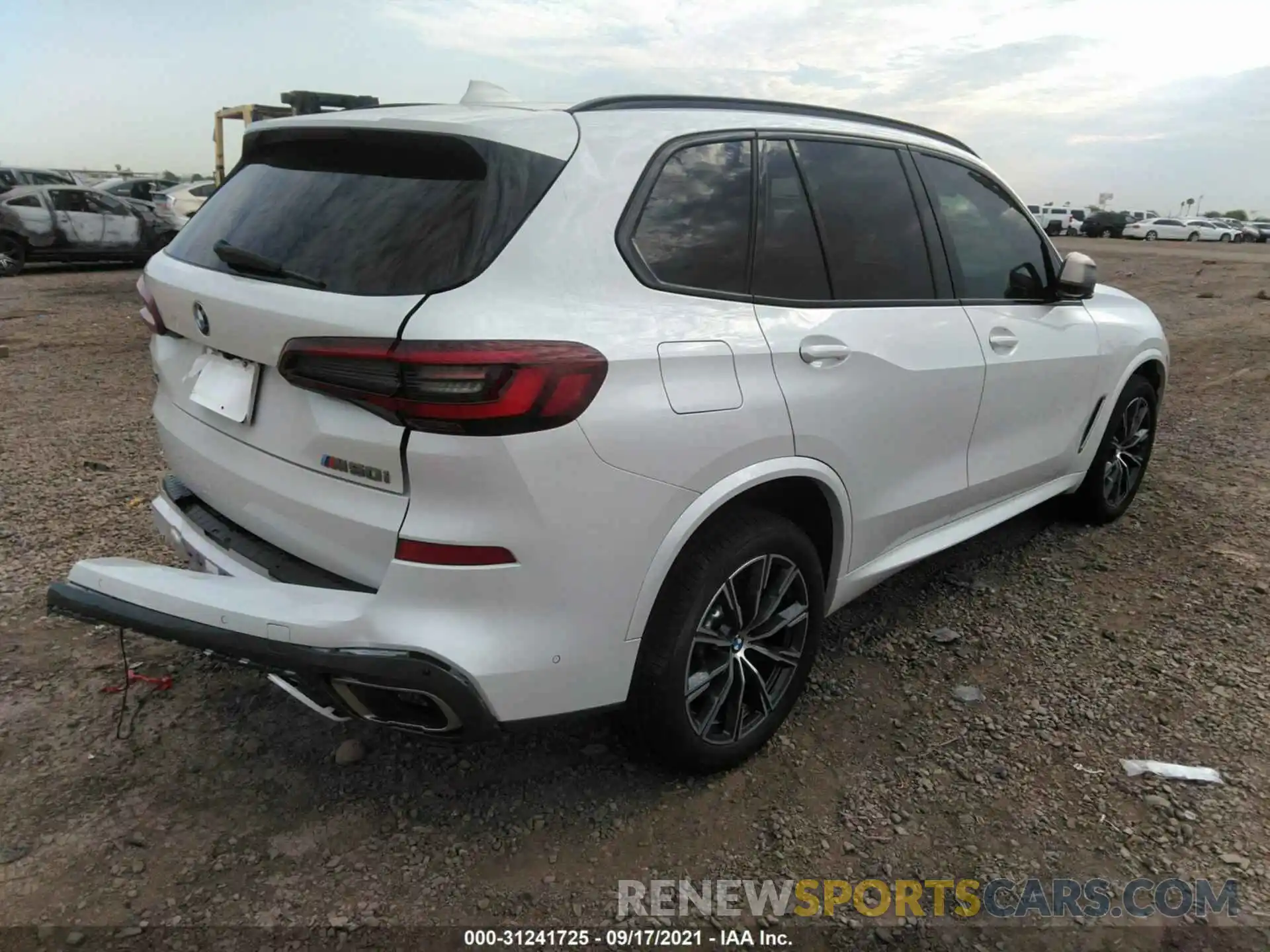 4 Фотография поврежденного автомобиля 5UXJU4C03L9C94779 BMW X5 2020