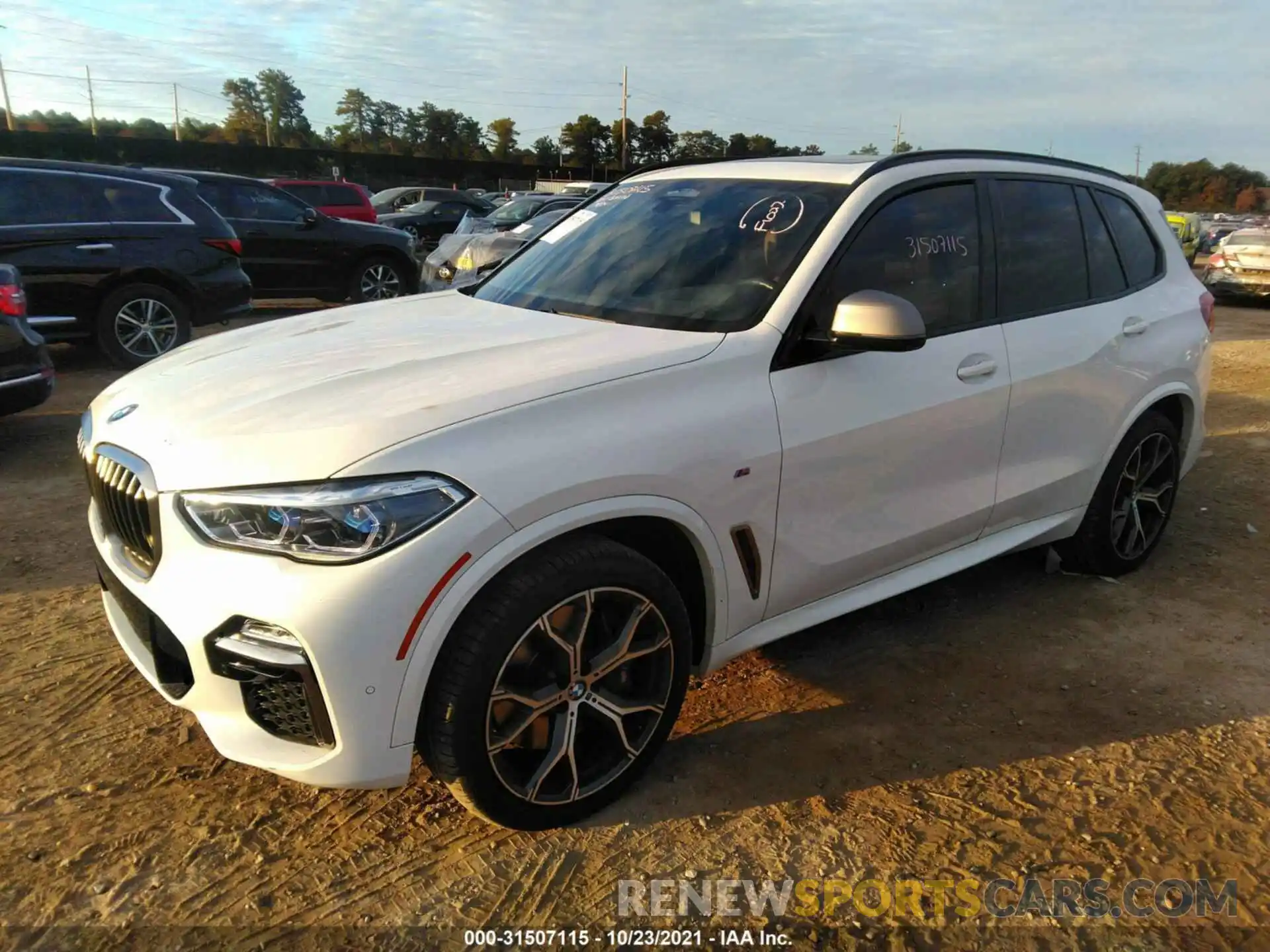 2 Фотография поврежденного автомобиля 5UXJU4C05LL228038 BMW X5 2020