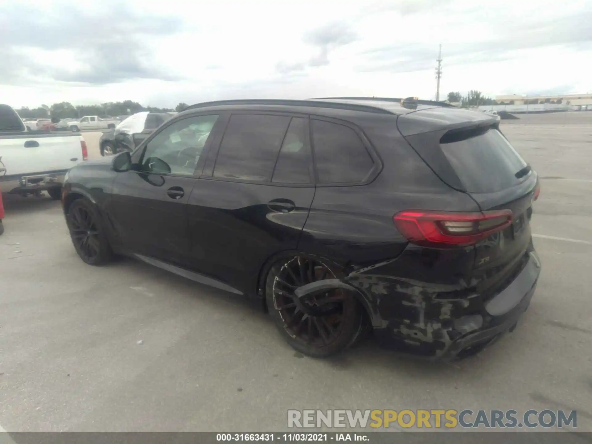 3 Фотография поврежденного автомобиля 5UXJU4C07L9C10477 BMW X5 2020