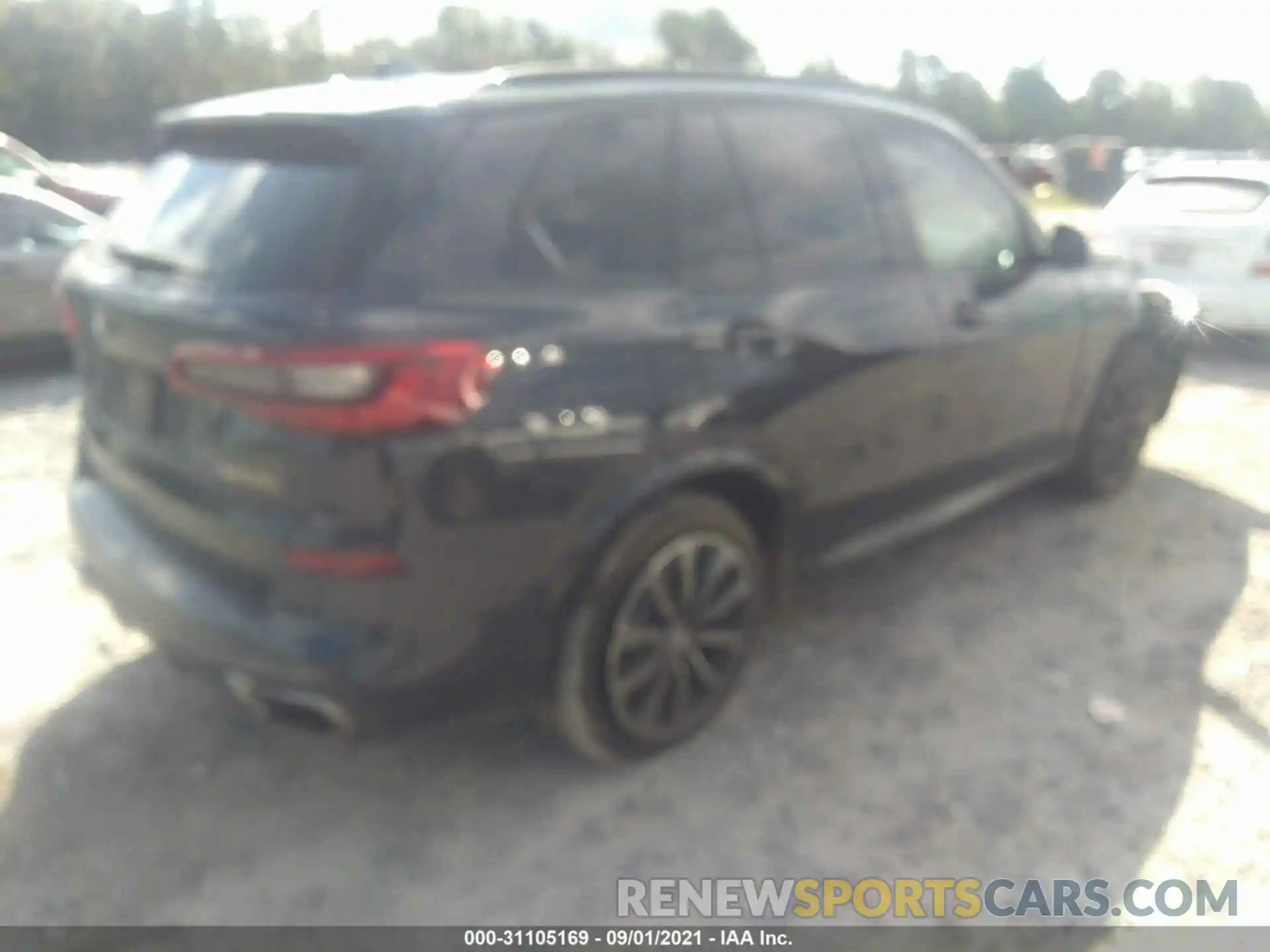 4 Photograph of a damaged car 5UXJU4C0XLLE46088 BMW X5 2020