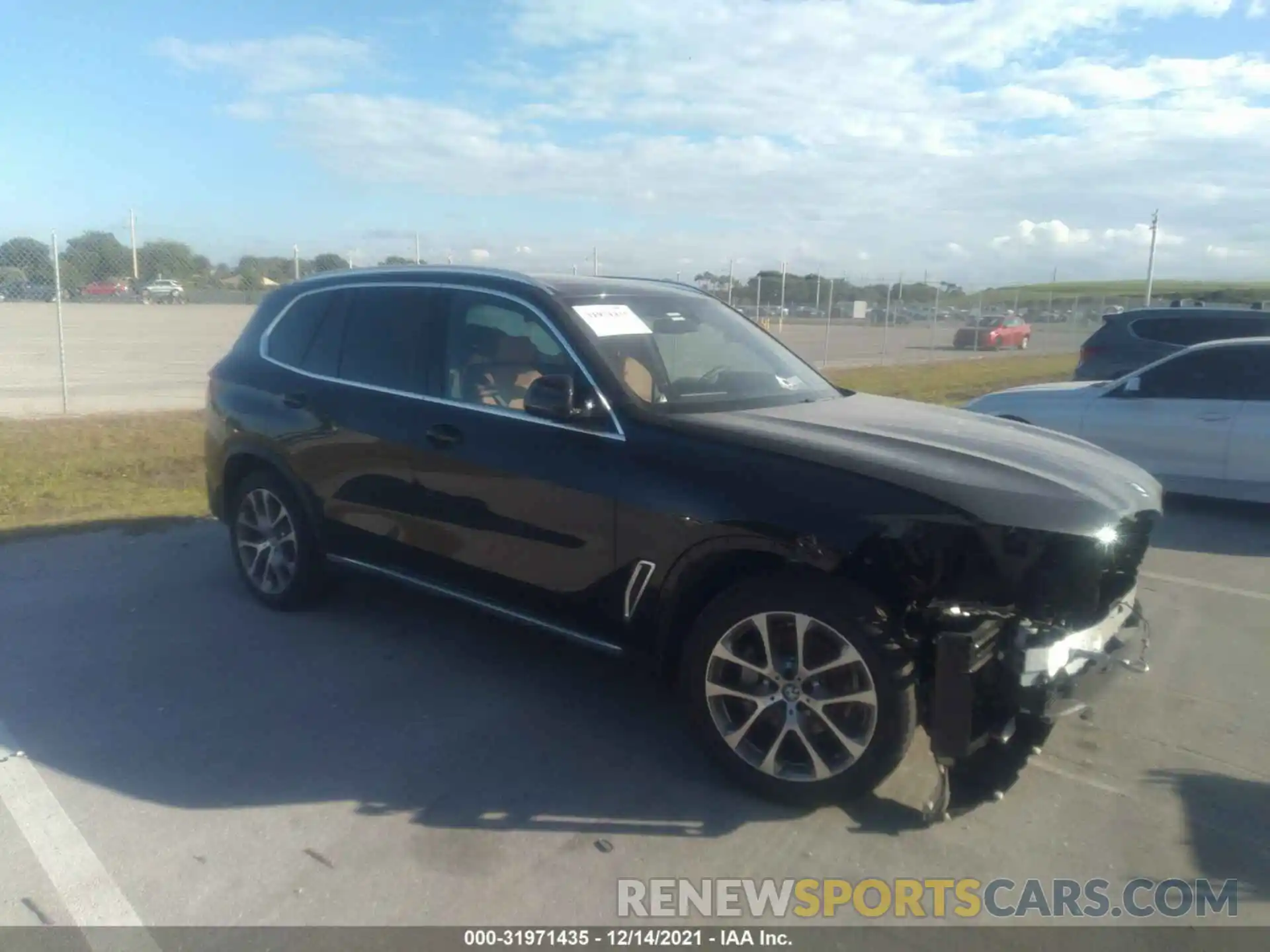 1 Photograph of a damaged car 5UXCR4C00M9D81065 BMW X5 2021