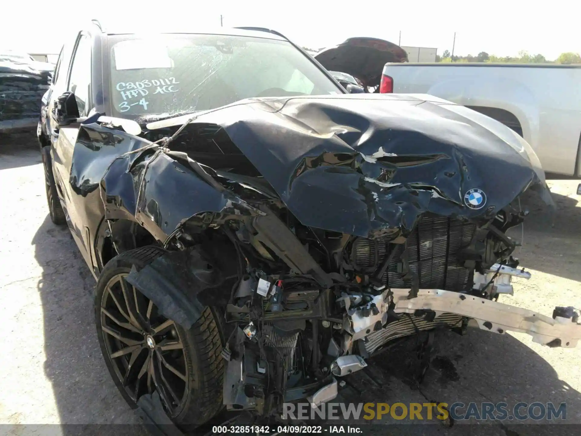 1 Photograph of a damaged car 5UXCR4C00M9H21721 BMW X5 2021