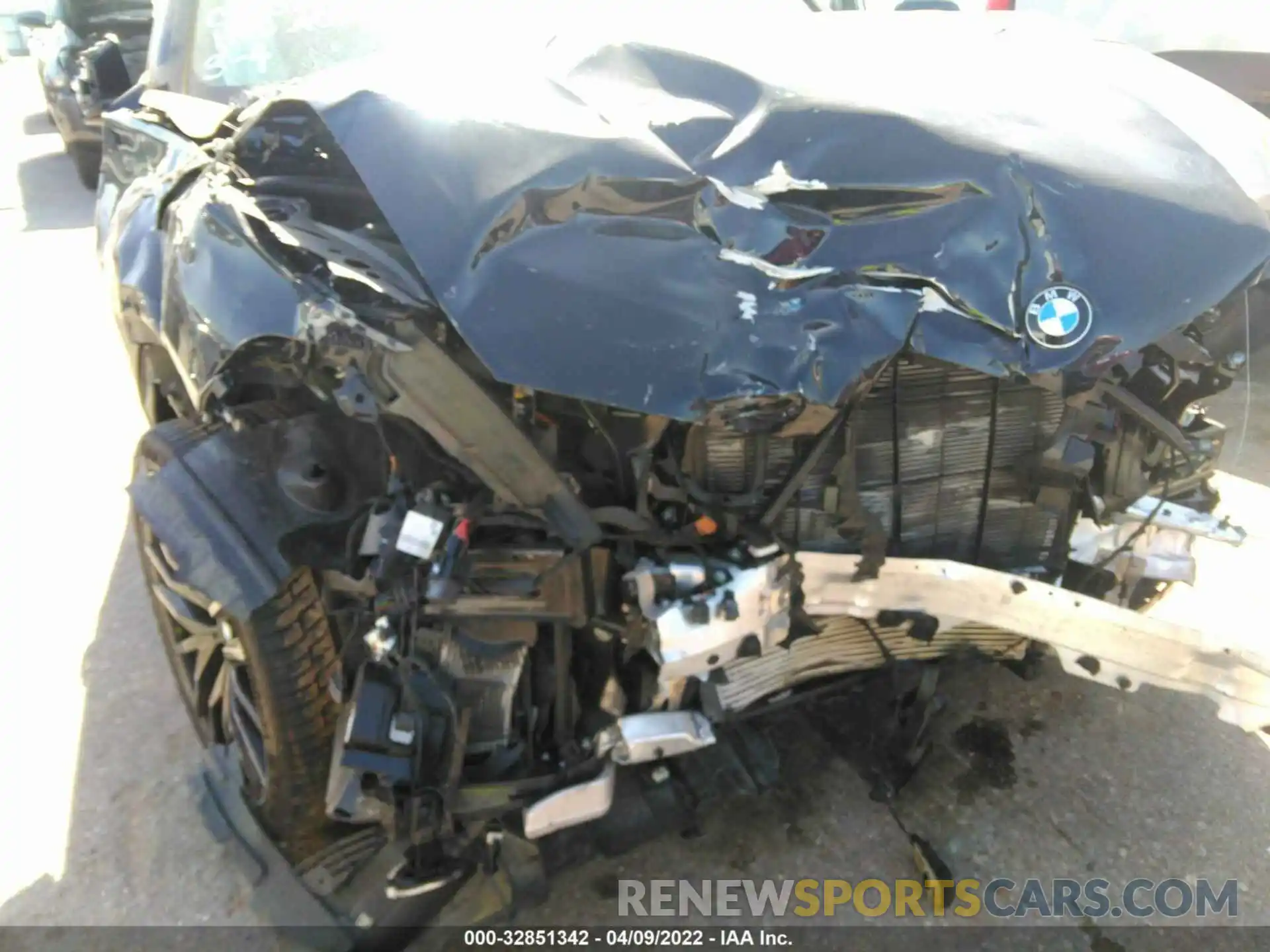 6 Photograph of a damaged car 5UXCR4C00M9H21721 BMW X5 2021