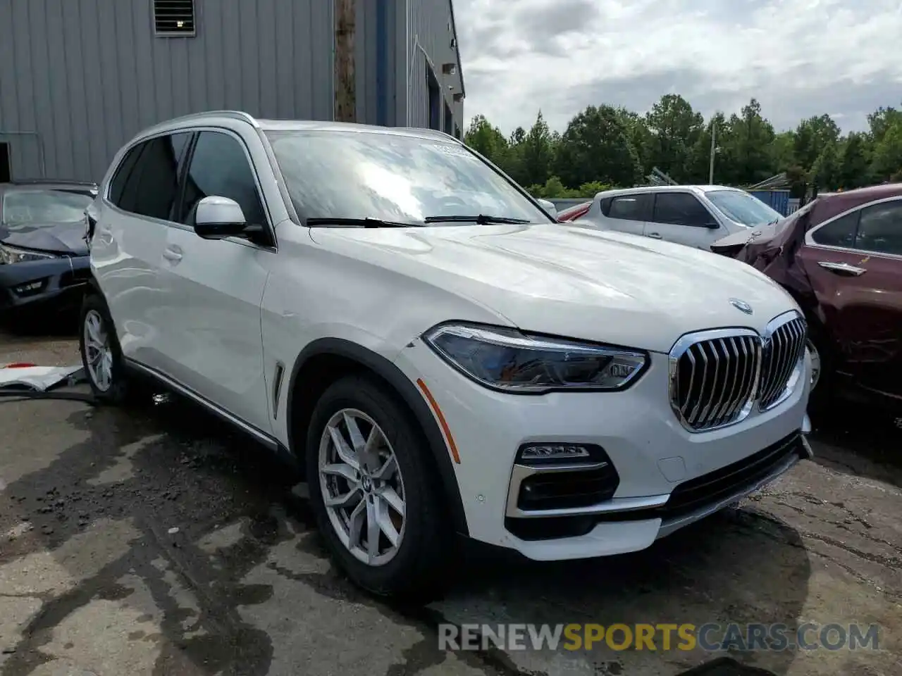 1 Photograph of a damaged car 5UXCR4C01M9F08700 BMW X5 2021