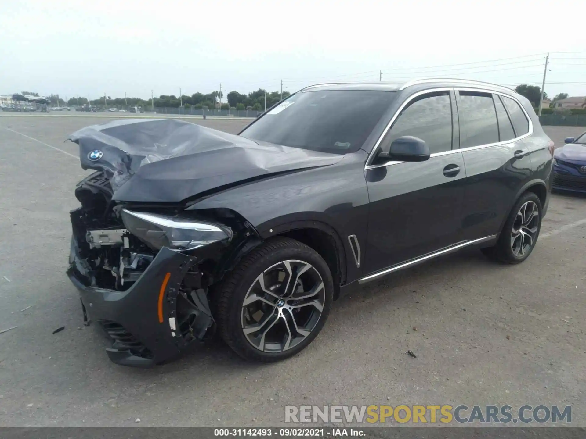 2 Photograph of a damaged car 5UXCR4C01M9G89250 BMW X5 2021