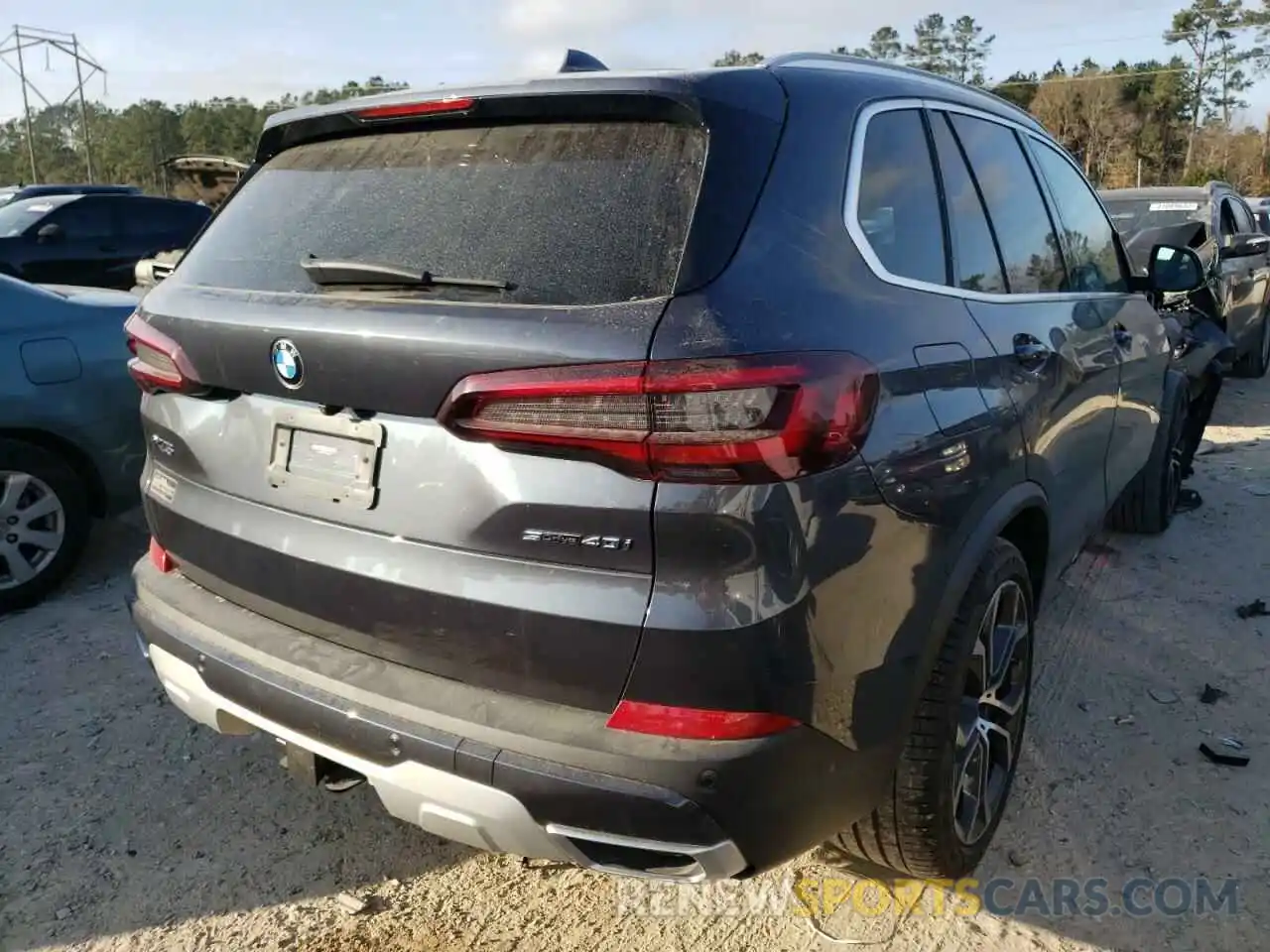 4 Photograph of a damaged car 5UXCR4C02M9E05964 BMW X5 2021