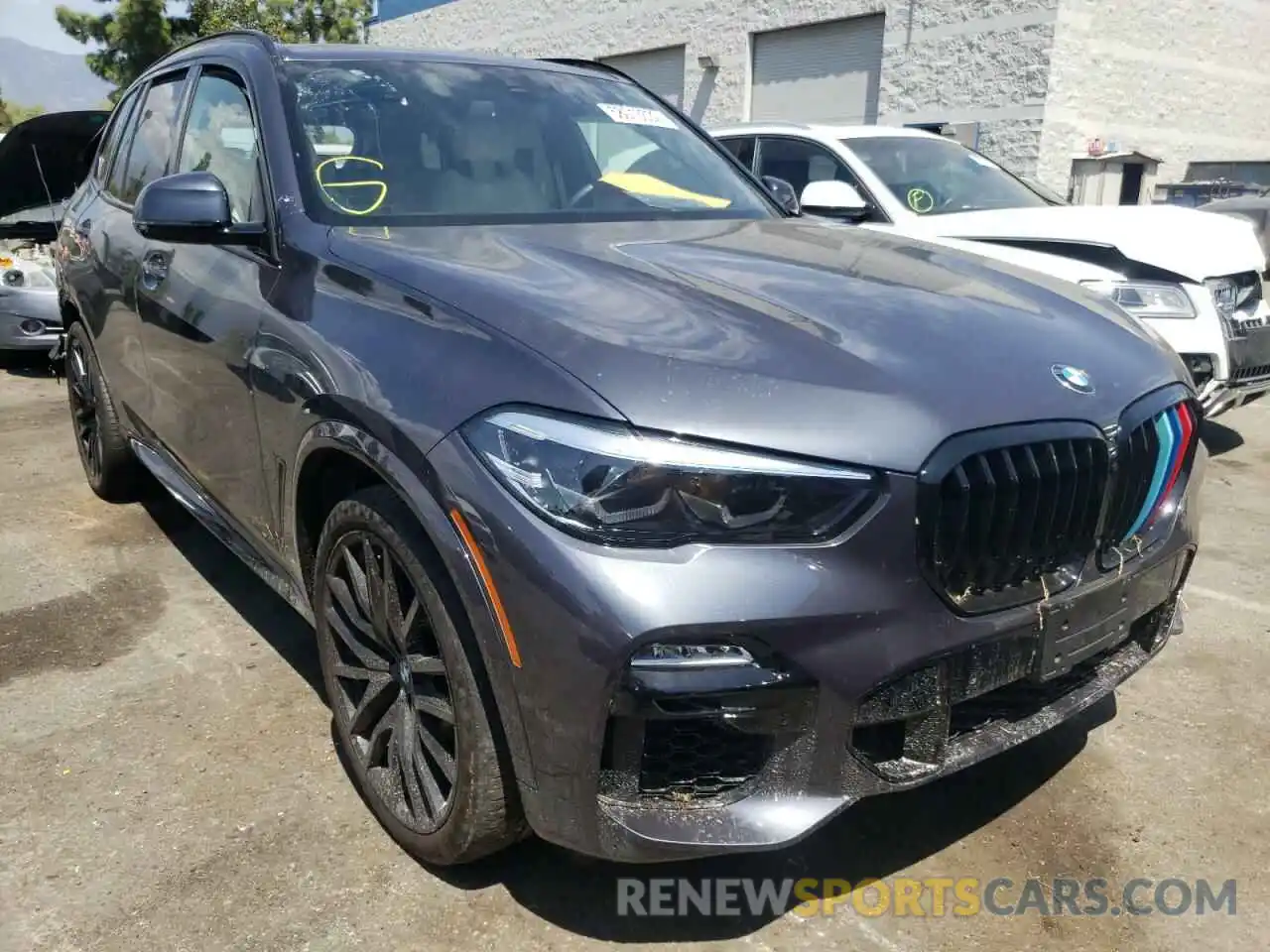 1 Photograph of a damaged car 5UXCR4C02M9E61628 BMW X5 2021