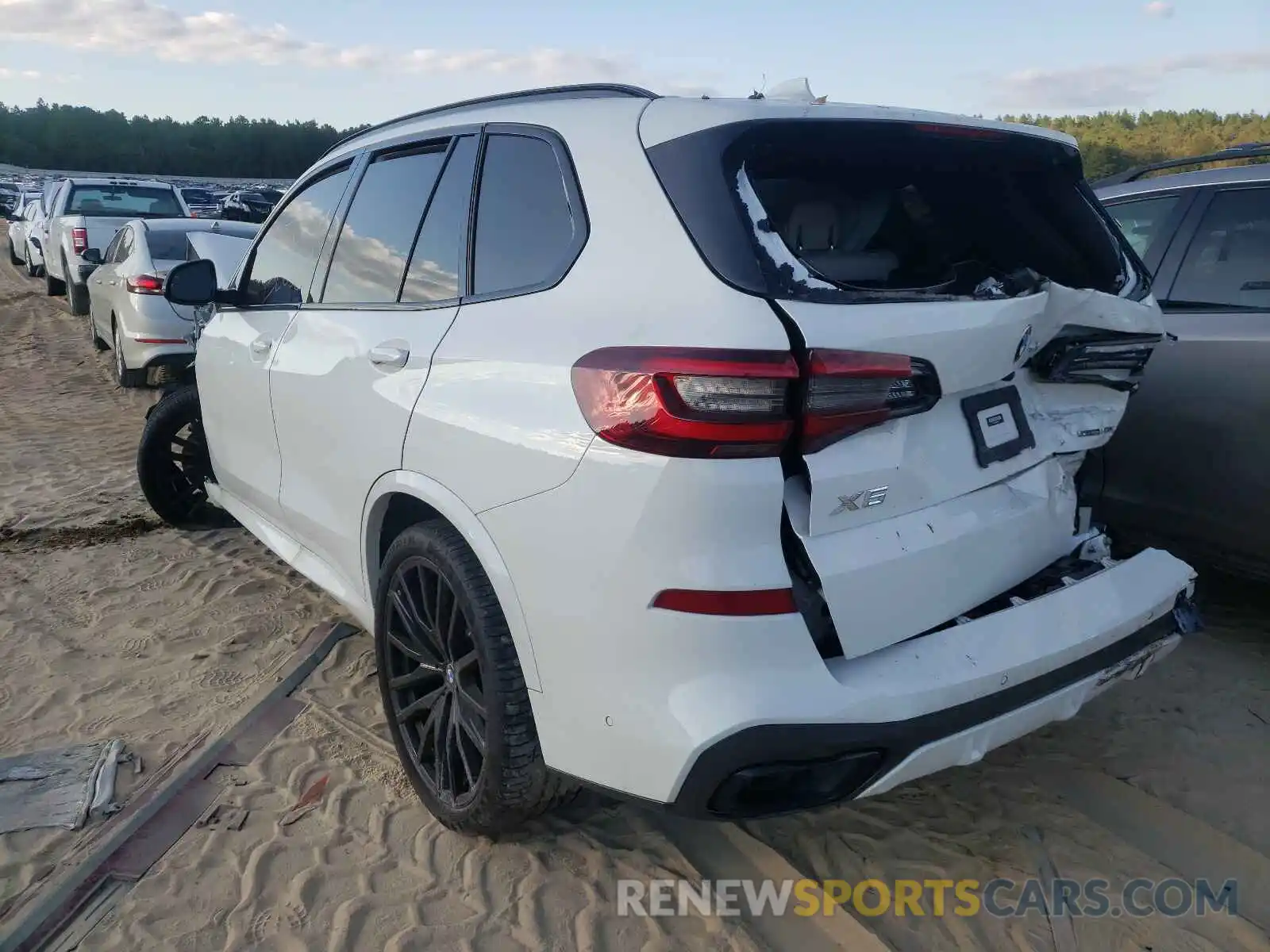 3 Photograph of a damaged car 5UXCR4C02M9H36107 BMW X5 2021