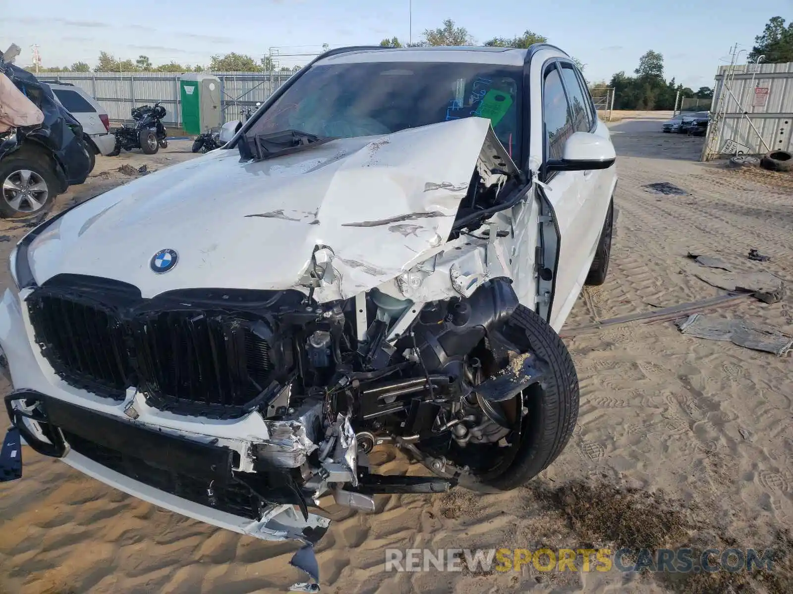 9 Photograph of a damaged car 5UXCR4C02M9H36107 BMW X5 2021