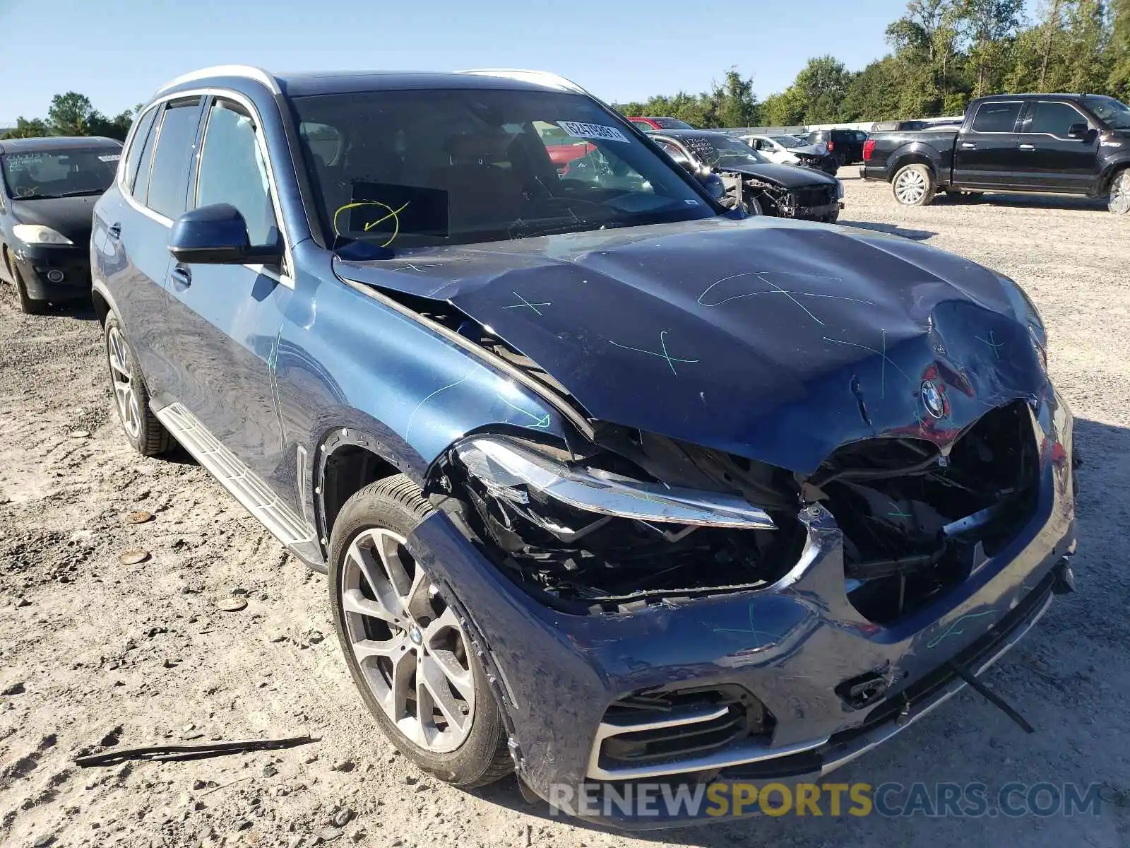 1 Photograph of a damaged car 5UXCR4C03M9E68376 BMW X5 2021