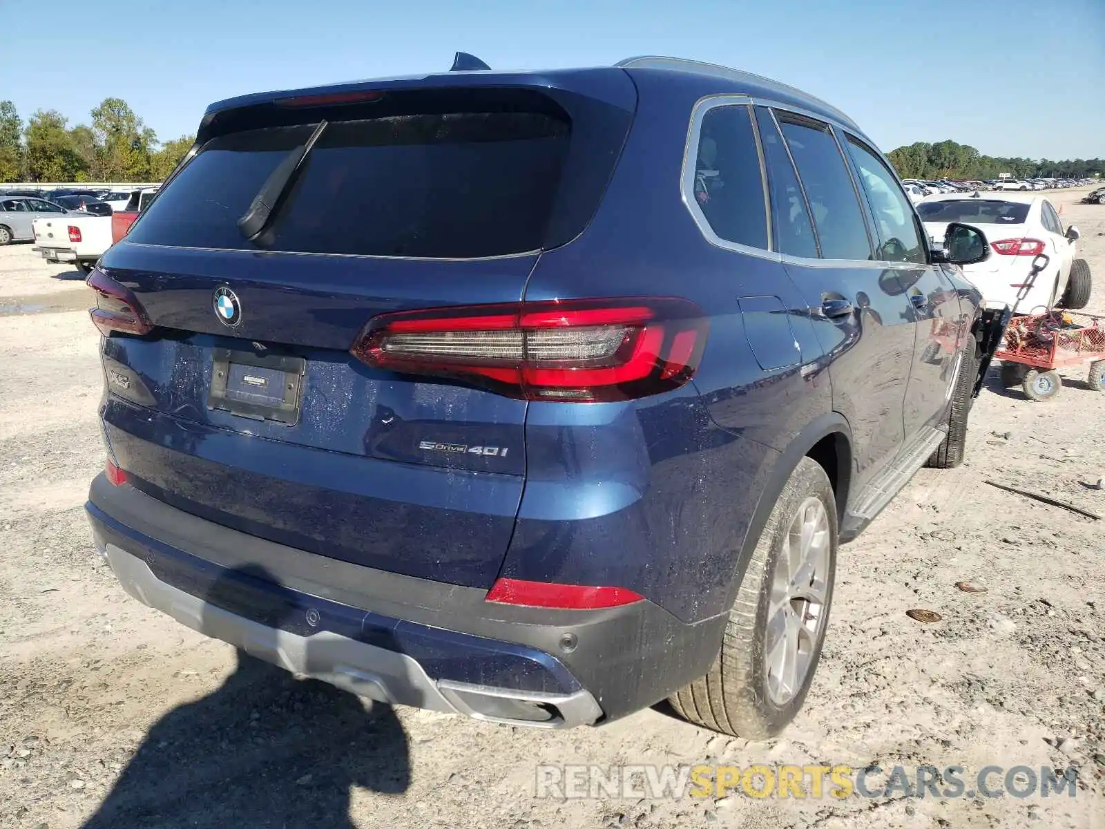 4 Photograph of a damaged car 5UXCR4C03M9E68376 BMW X5 2021